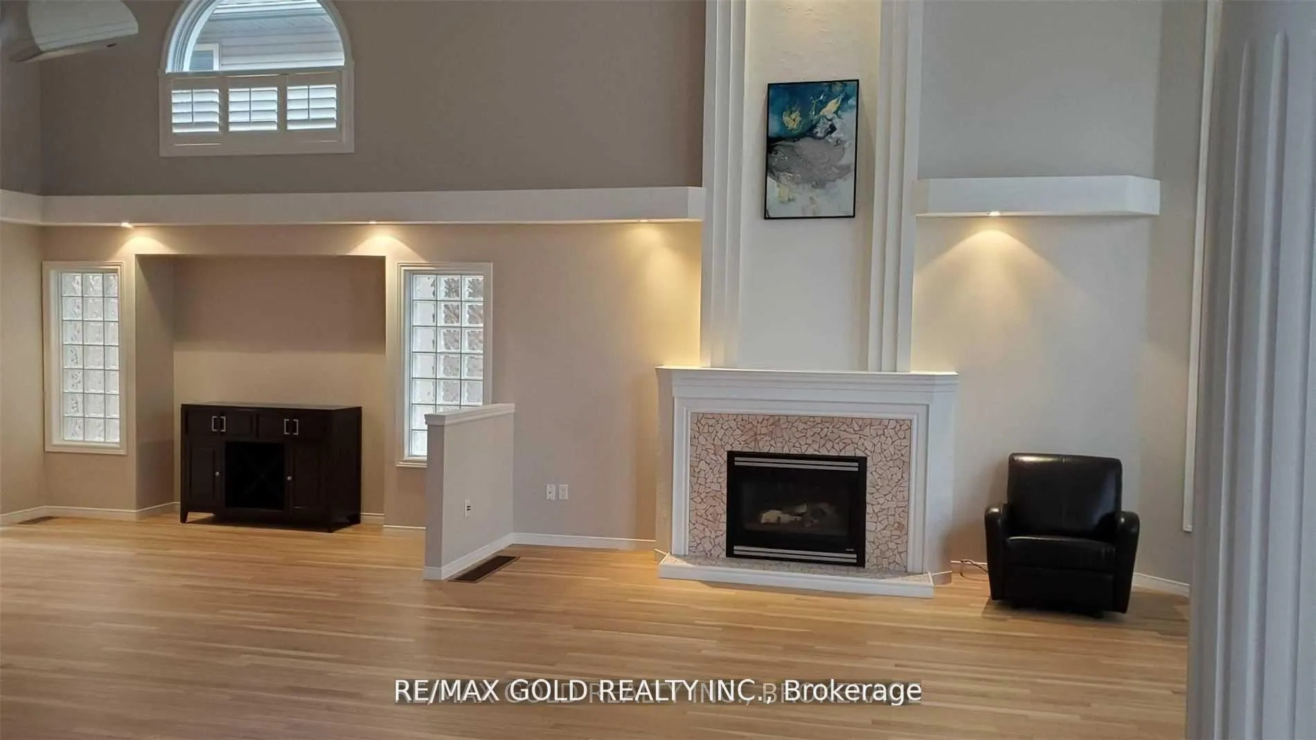 Photo 14 of 79 Surrey Drive, Hamilton, Ancaster — HOMEH