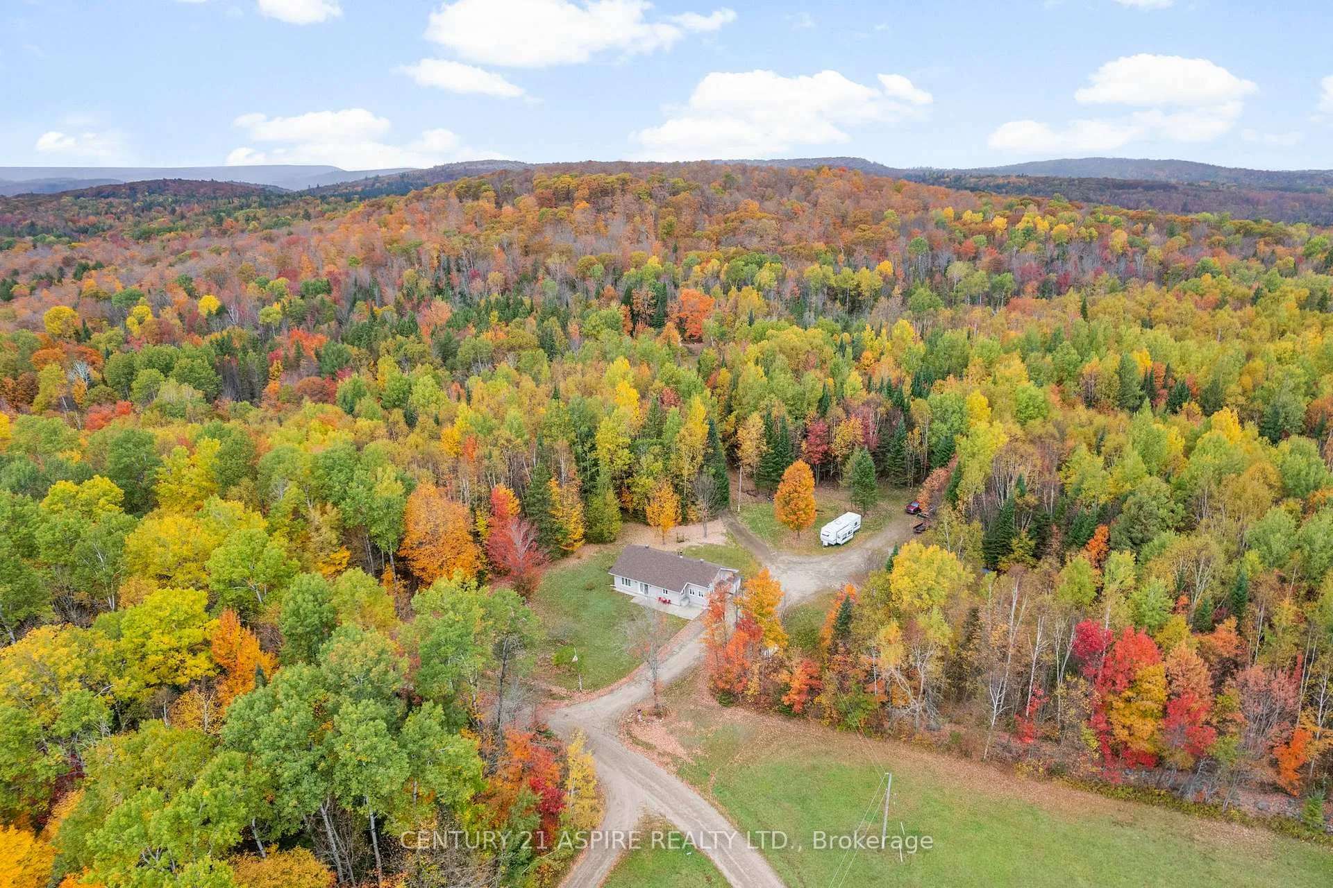 Photo 37 of 33 Micks Road, Madawaska Valley, Madawaska Valley — HOMEH