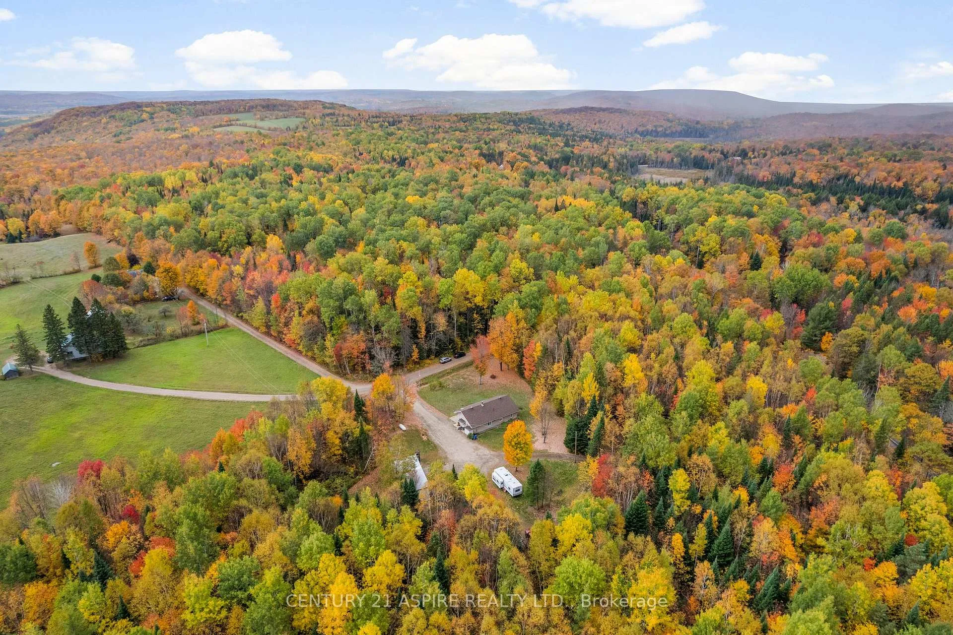 Photo 39 of 33 Micks Road, Madawaska Valley, Madawaska Valley — HOMEH