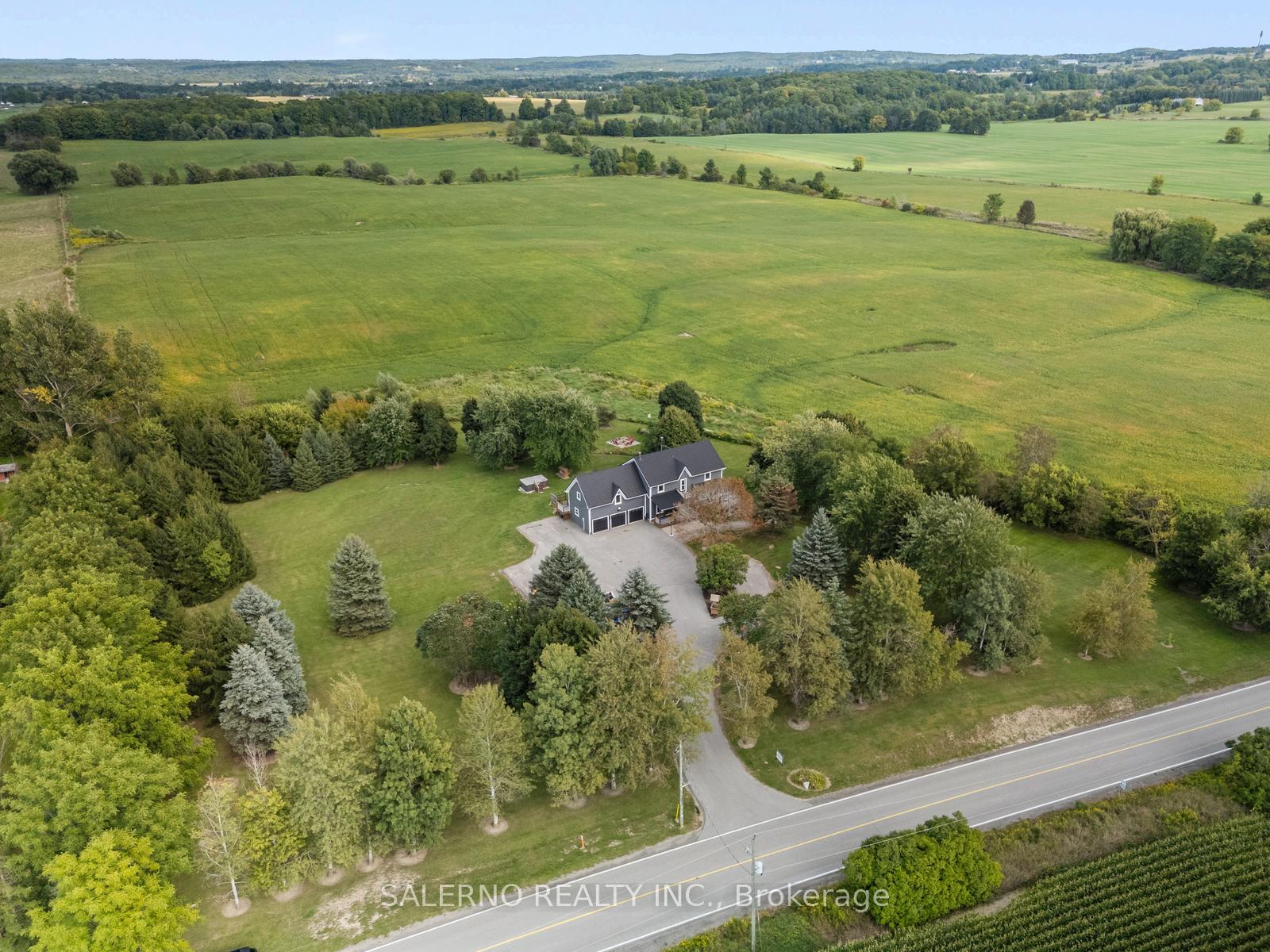 Front of 16455 10th Concession