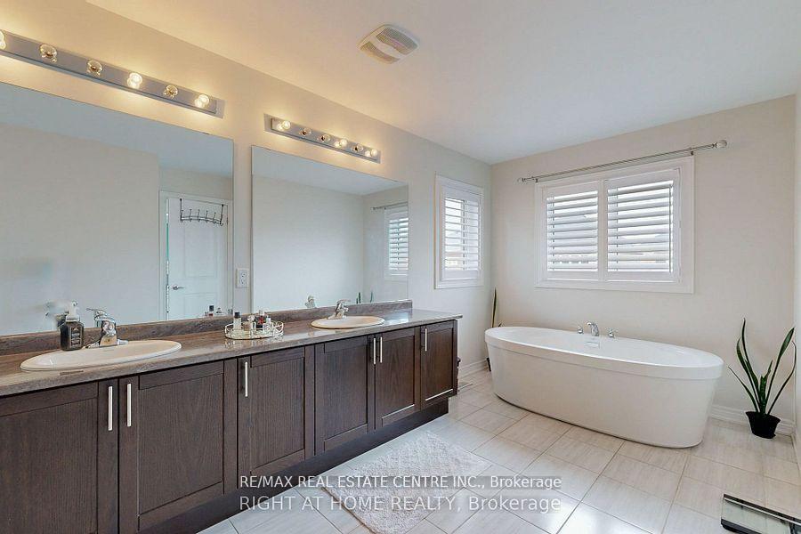Photo 8 of 934 Wickham Road, Innisfil, Alcona — HOMEH