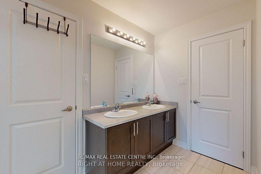 Photo 13 of 934 Wickham Road, Innisfil, Alcona — HOMEH