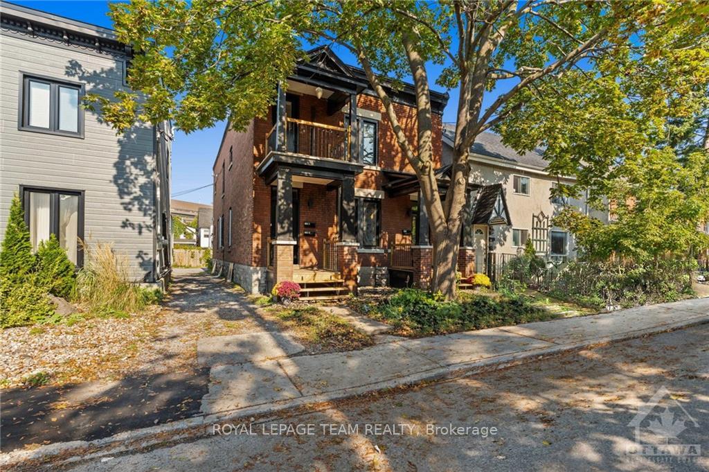 Front of 179B Cathcart Street
