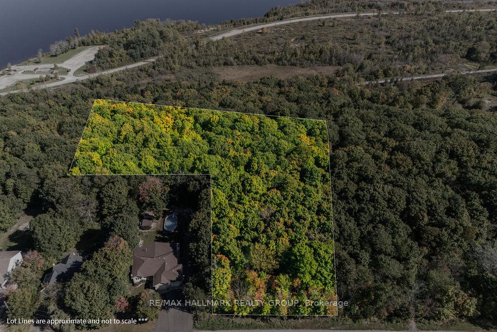 Photo 2 of Centre Street, McNab/Braeside, Mcnab/Braeside Twps — HOMEH