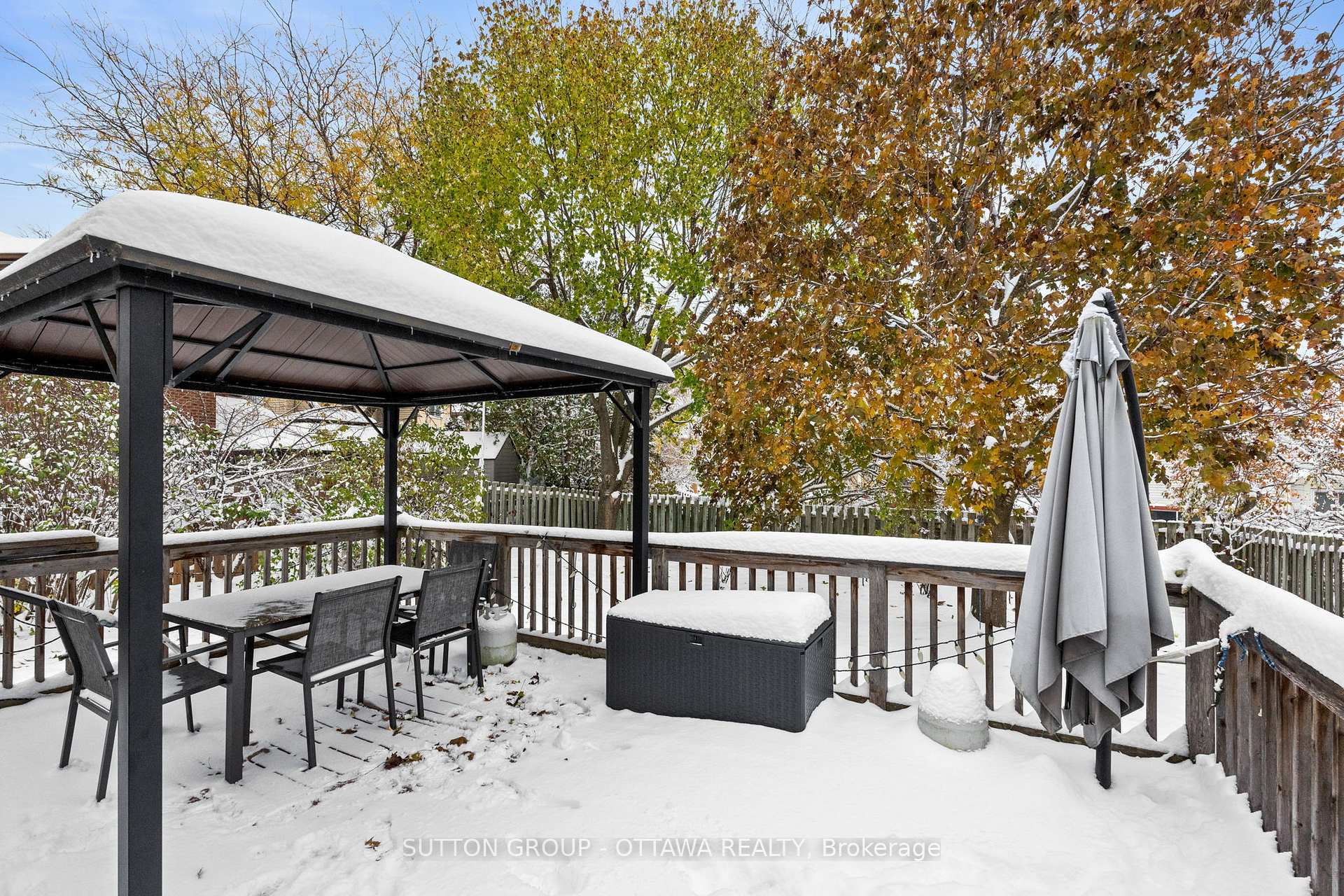 Photo 16 of 10 Foxleigh Crescent, Ottawa, Kanata - Bridlewood — HOMEH