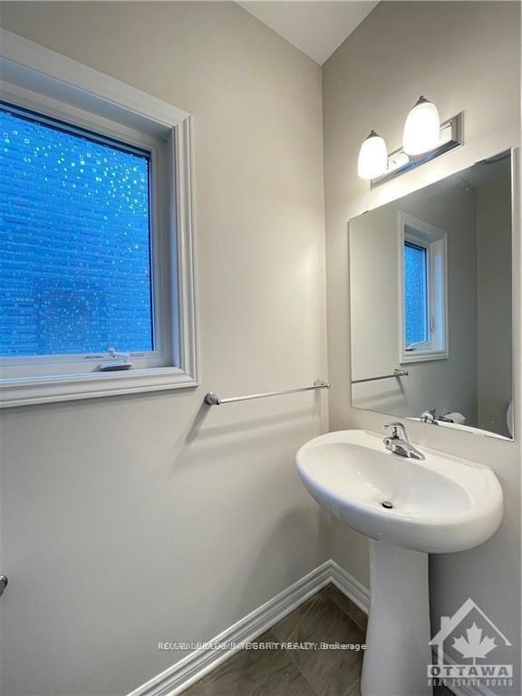 Photo 3 of 269 Tim Sheehan Place, Ottawa, Kanata - Emerald Meadows/Trailwest — HOMEH