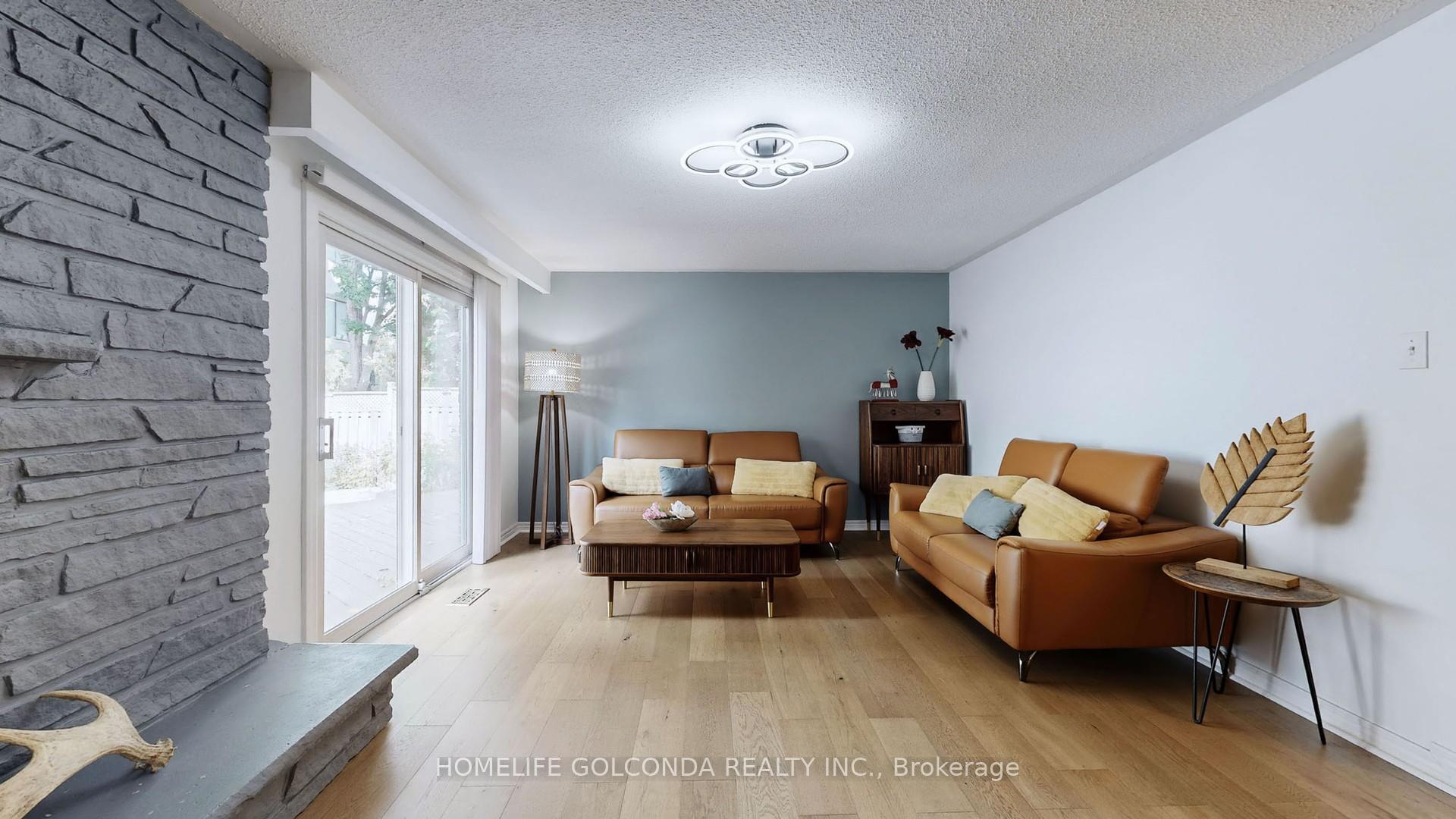 Photo 14 of 54 Senator Reesor's Drive, Markham, Sherwood-Amberglen — HOMEH
