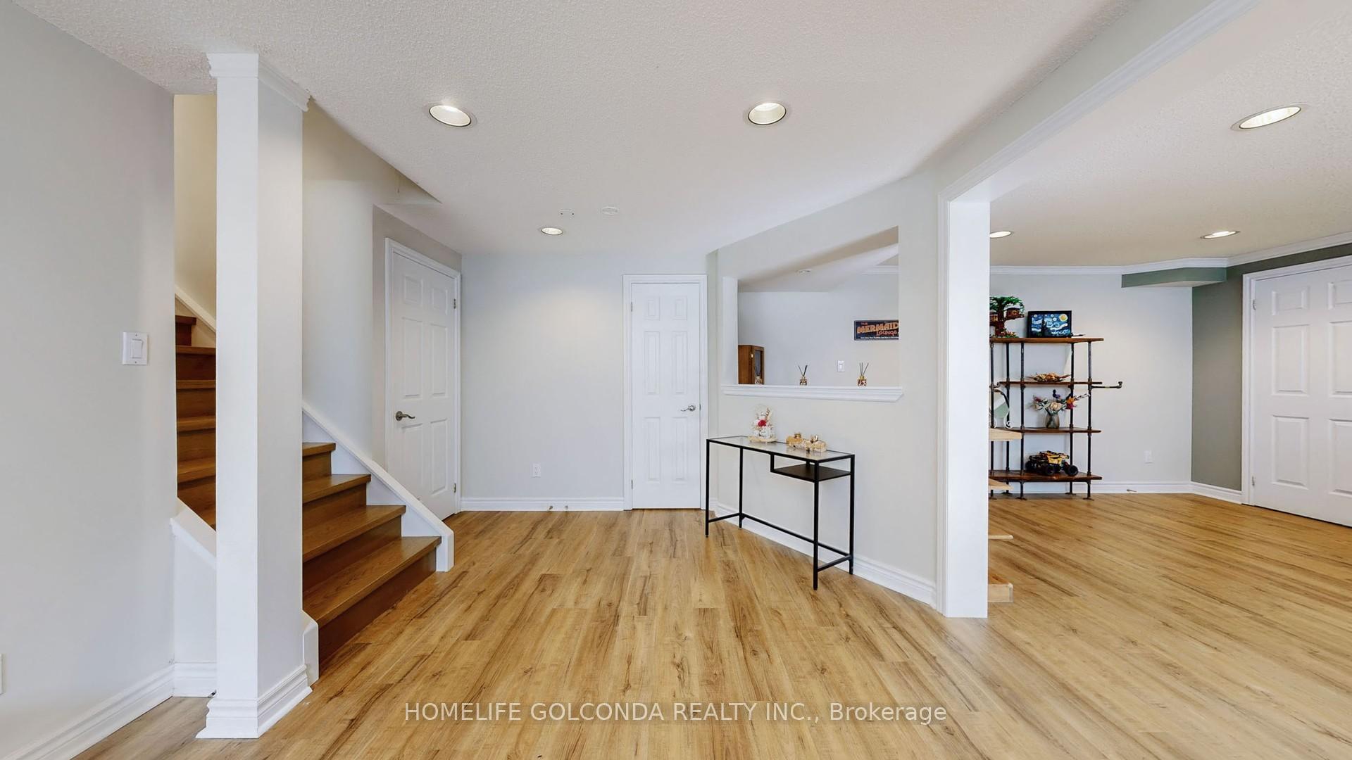 Photo 38 of 54 Senator Reesor's Drive, Markham, Sherwood-Amberglen — HOMEH
