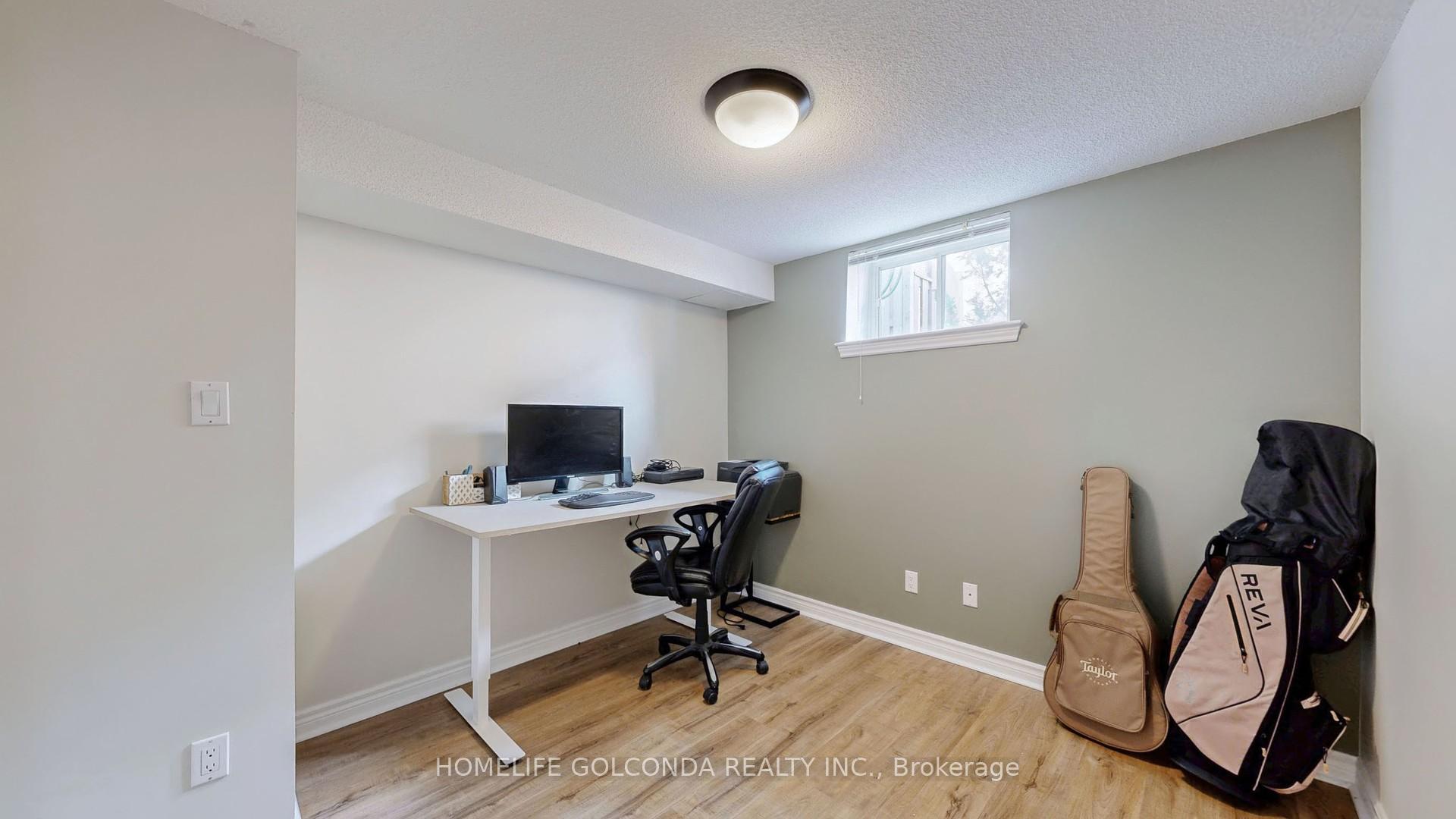 Photo 42 of 54 Senator Reesor's Drive, Markham, Sherwood-Amberglen — HOMEH