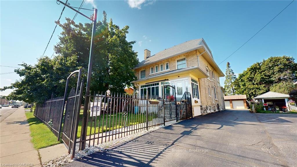 Front of 540 10TH Avenue