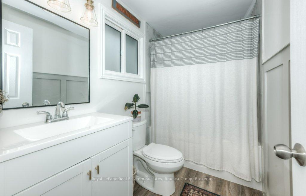 Photo 21 of 48 Wendy Crescent, Kitchener — HOMEH