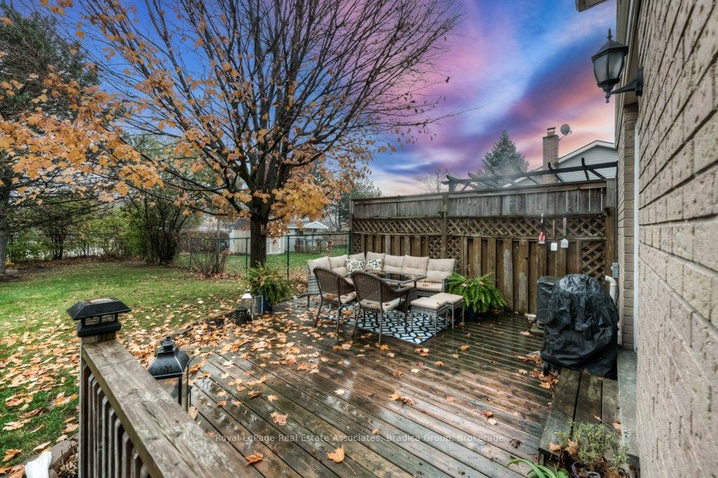 Photo 26 of 48 Wendy Crescent, Kitchener — HOMEH