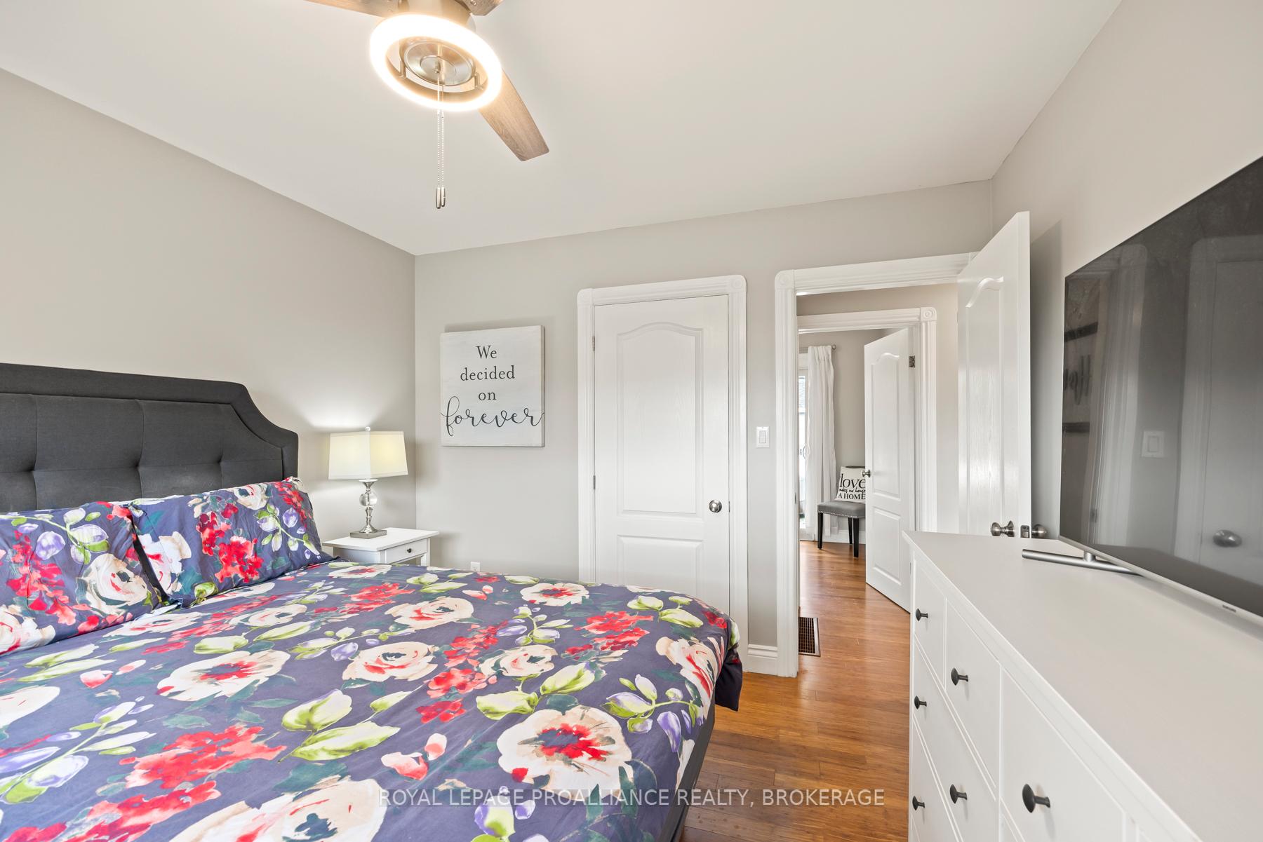 Photo 21 of 54 Amherst Drive, Loyalist, Amherstview — HOMEH