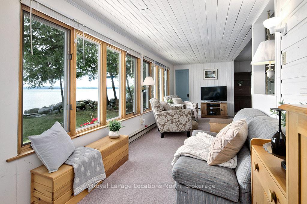 Photo 8 of 313 Cedar Avenue, Meaford — HOMEH
