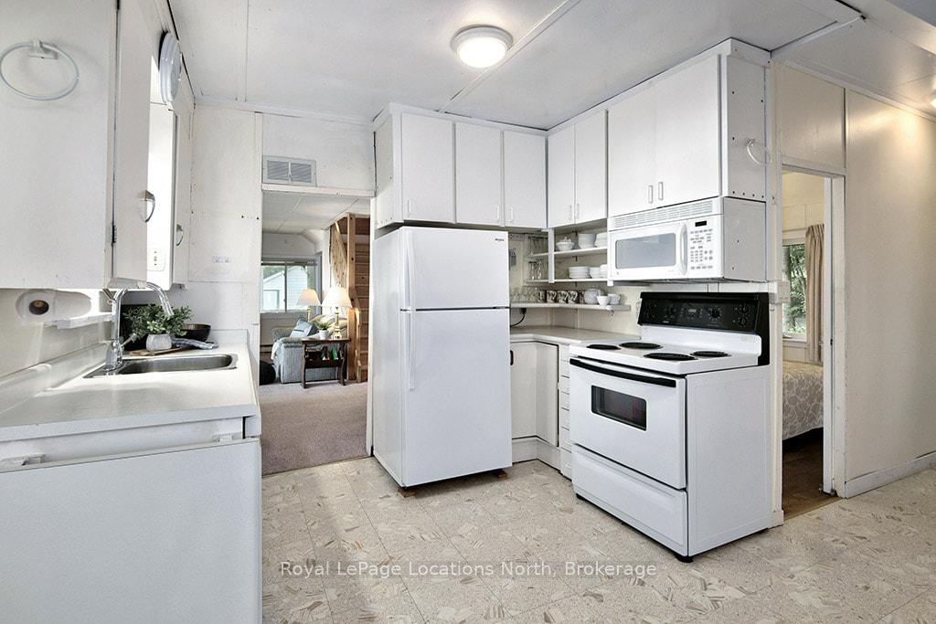Photo 17 of 313 Cedar Avenue, Meaford — HOMEH