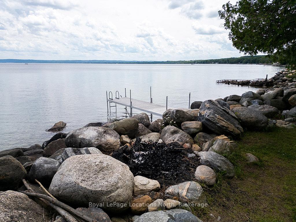 Photo 23 of 313 Cedar Avenue, Meaford — HOMEH