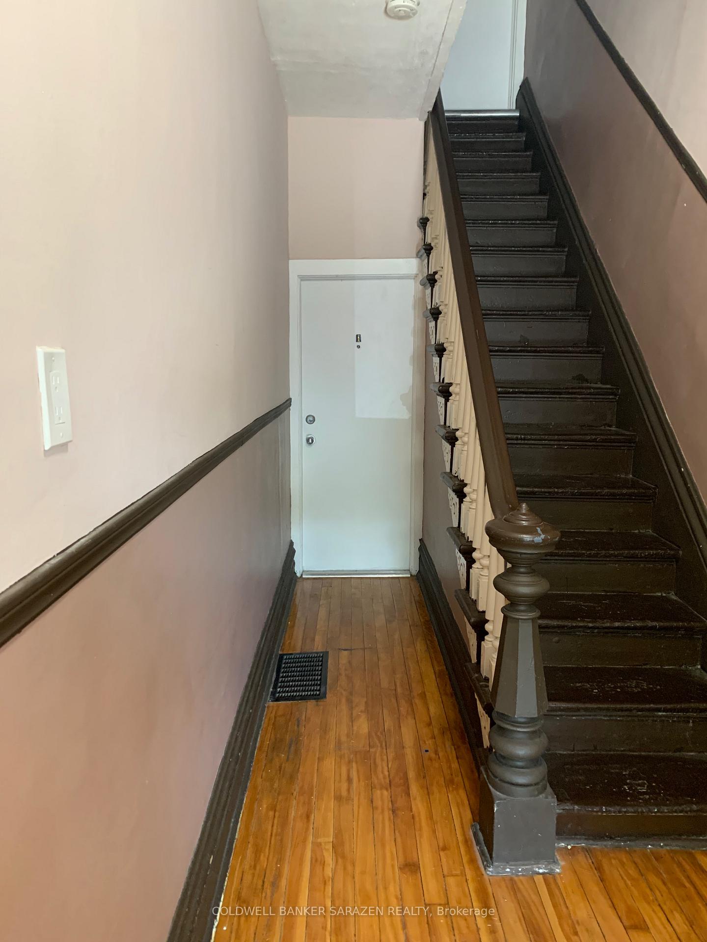 Photo 3 of Unit 1, 95 St Andrew Street, Ottawa, Lower Town/Byward Market — HOMEH