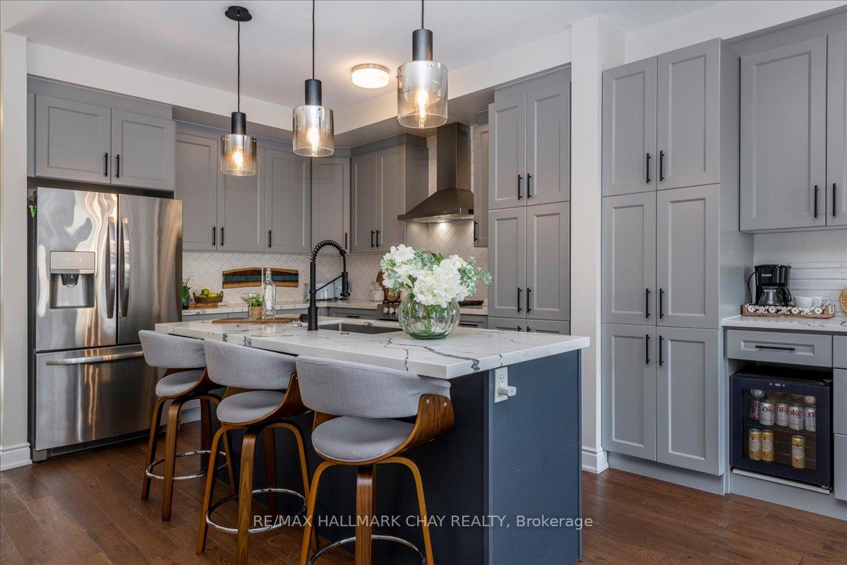Photo 5 of 2127 Wilson Street, Innisfil, Alcona — HOMEH