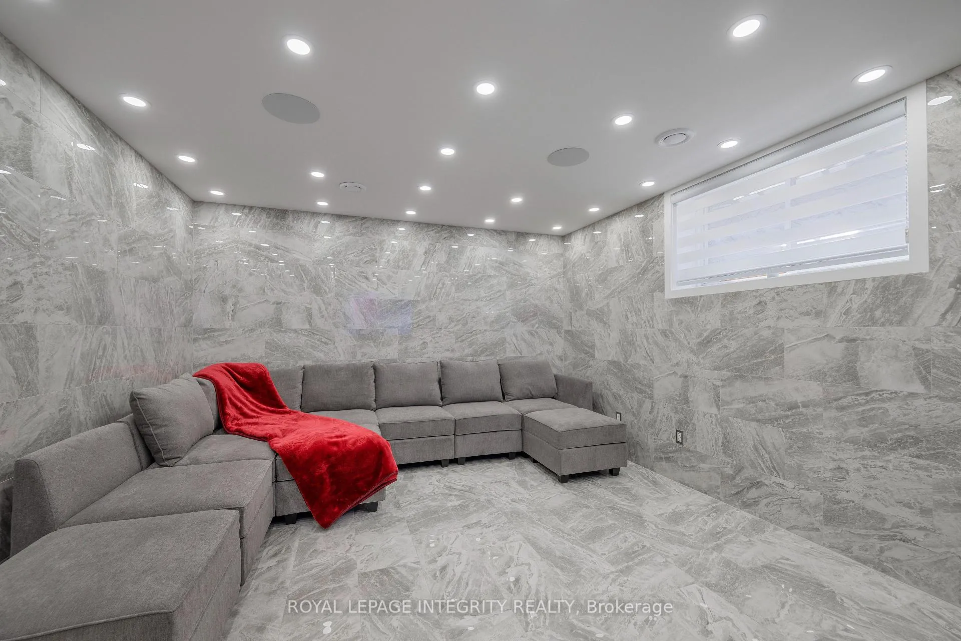 Photo 40 of 232 Condado Crescent, Ottawa, Kanata - Emerald Meadows/Trailwest — HOMEH