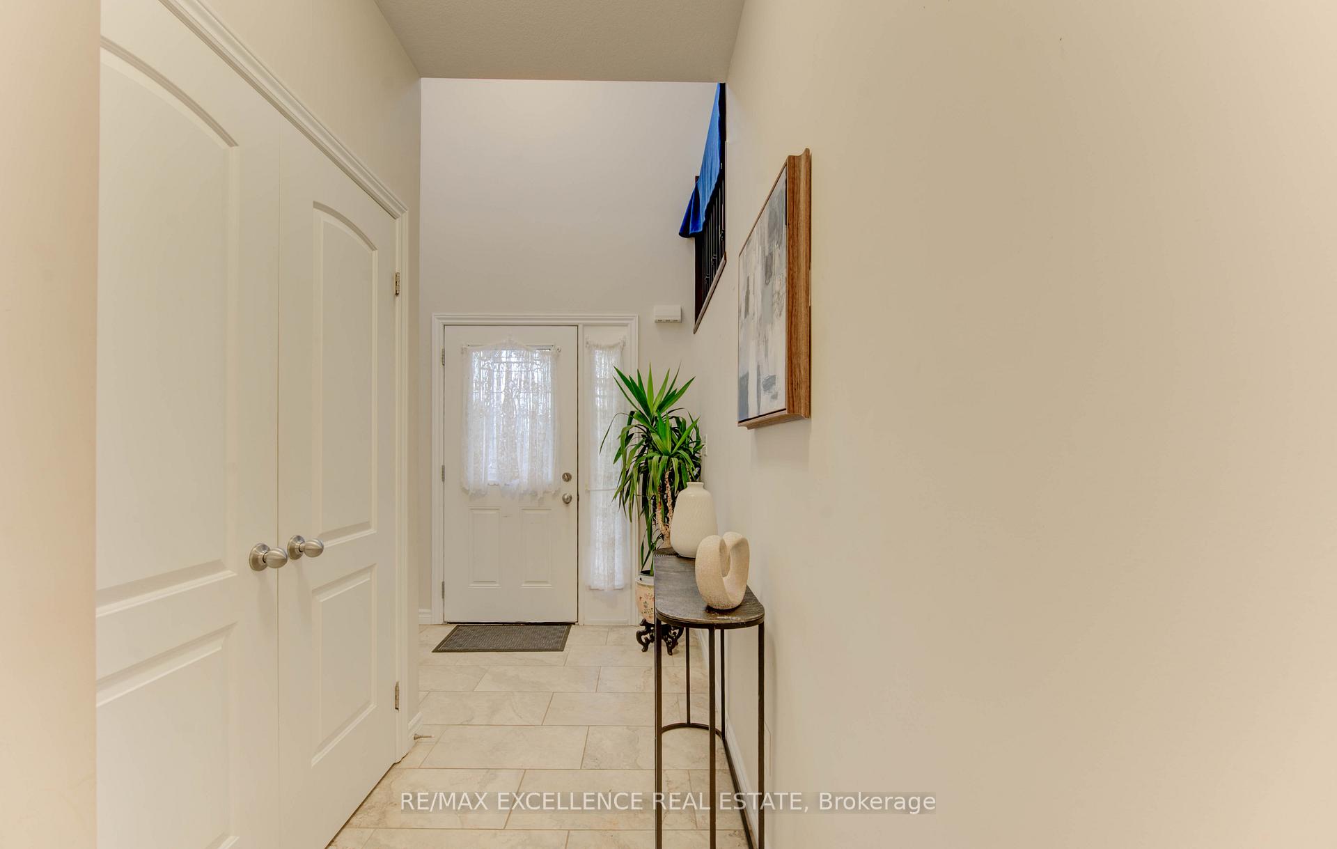 Photo 4 of 295 Steepleridge Street, Kitchener — HOMEH