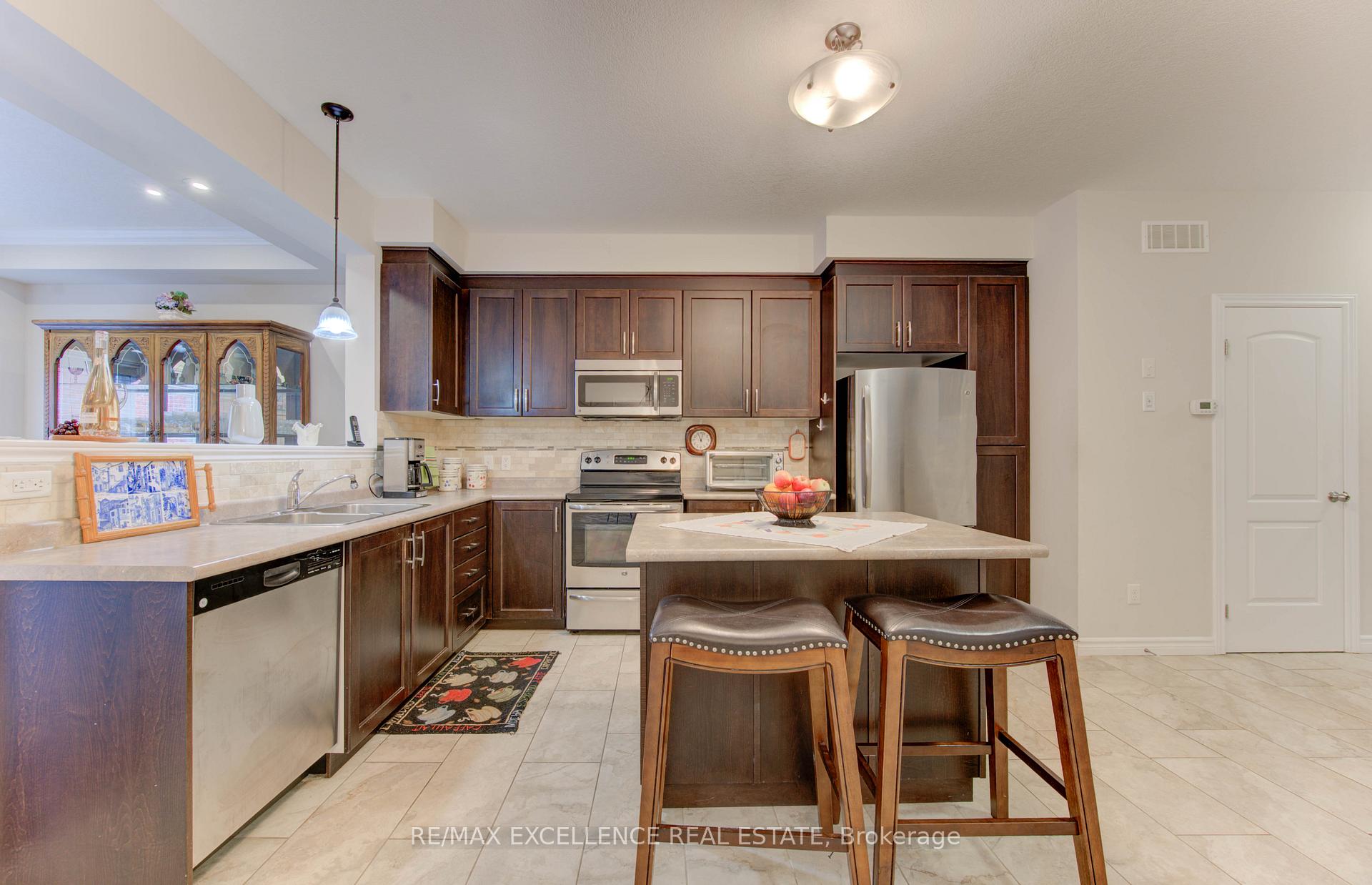 Photo 9 of 295 Steepleridge Street, Kitchener — HOMEH