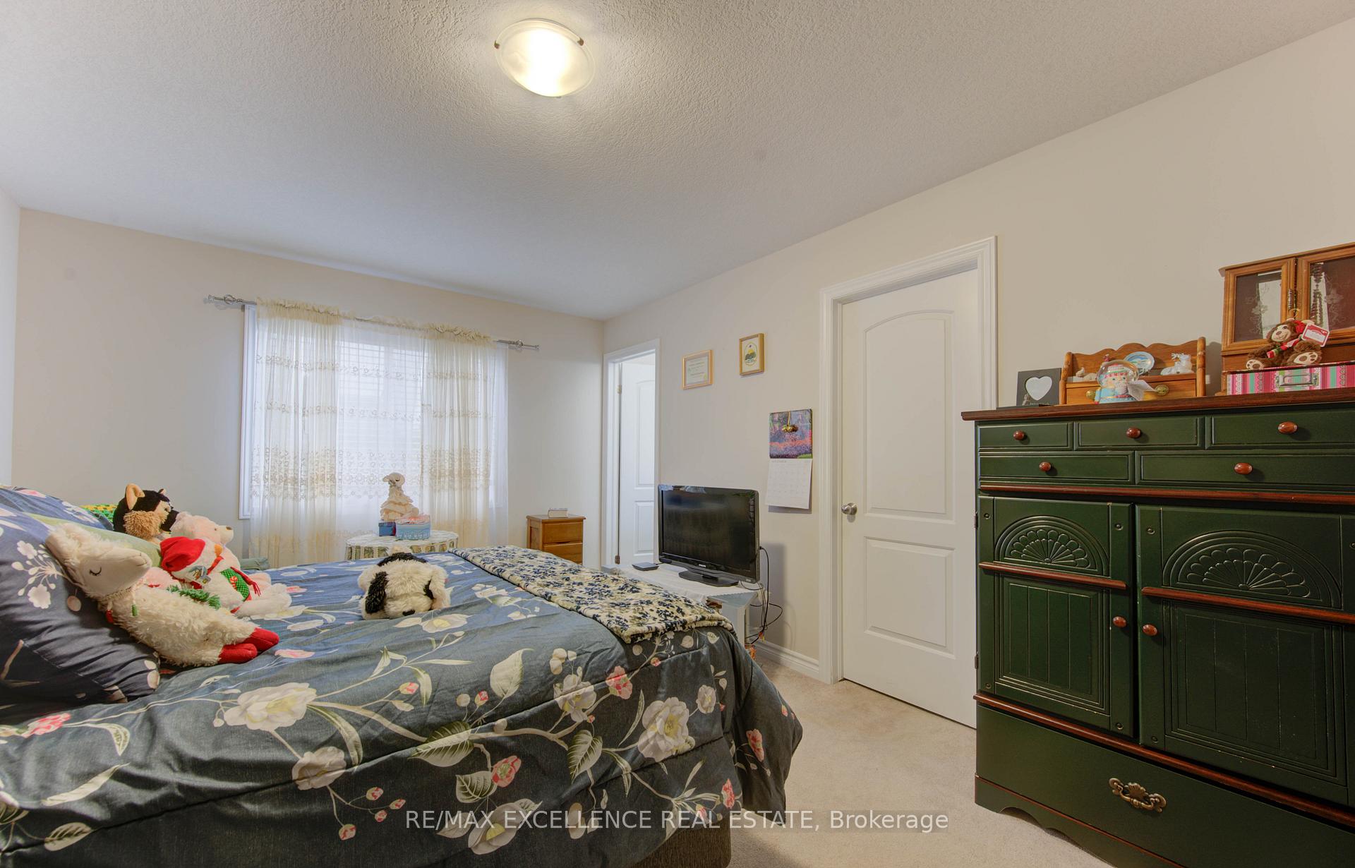 Photo 24 of 295 Steepleridge Street, Kitchener — HOMEH