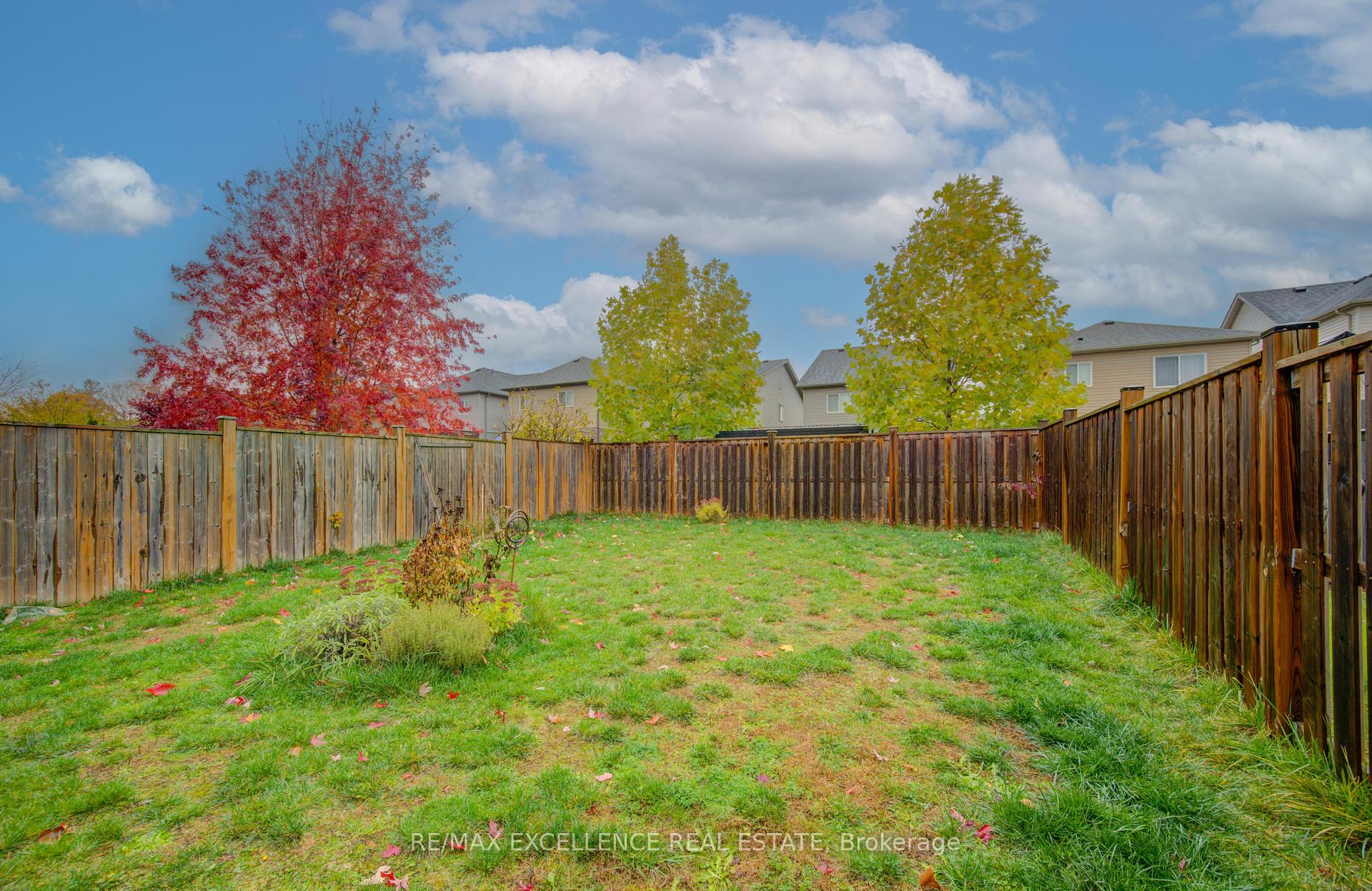 Photo 40 of 295 Steepleridge Street, Kitchener — HOMEH