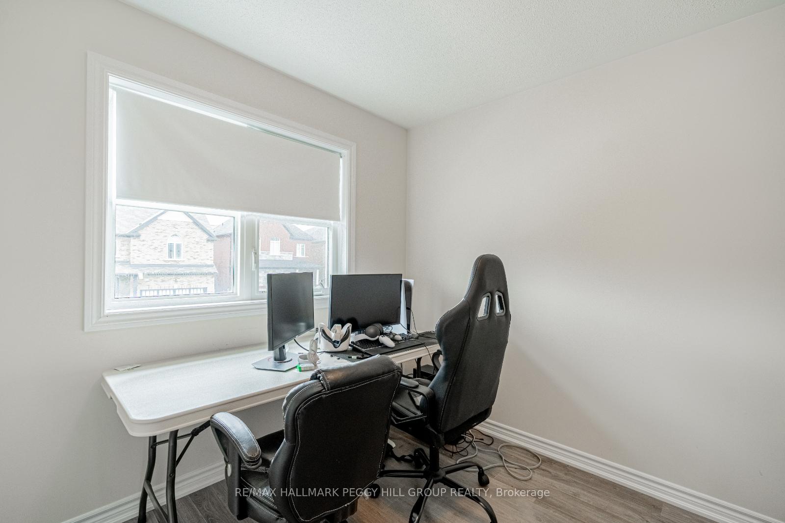 Photo 12 of 1174 Peelar Crescent, Innisfil, Lefroy — HOMEH