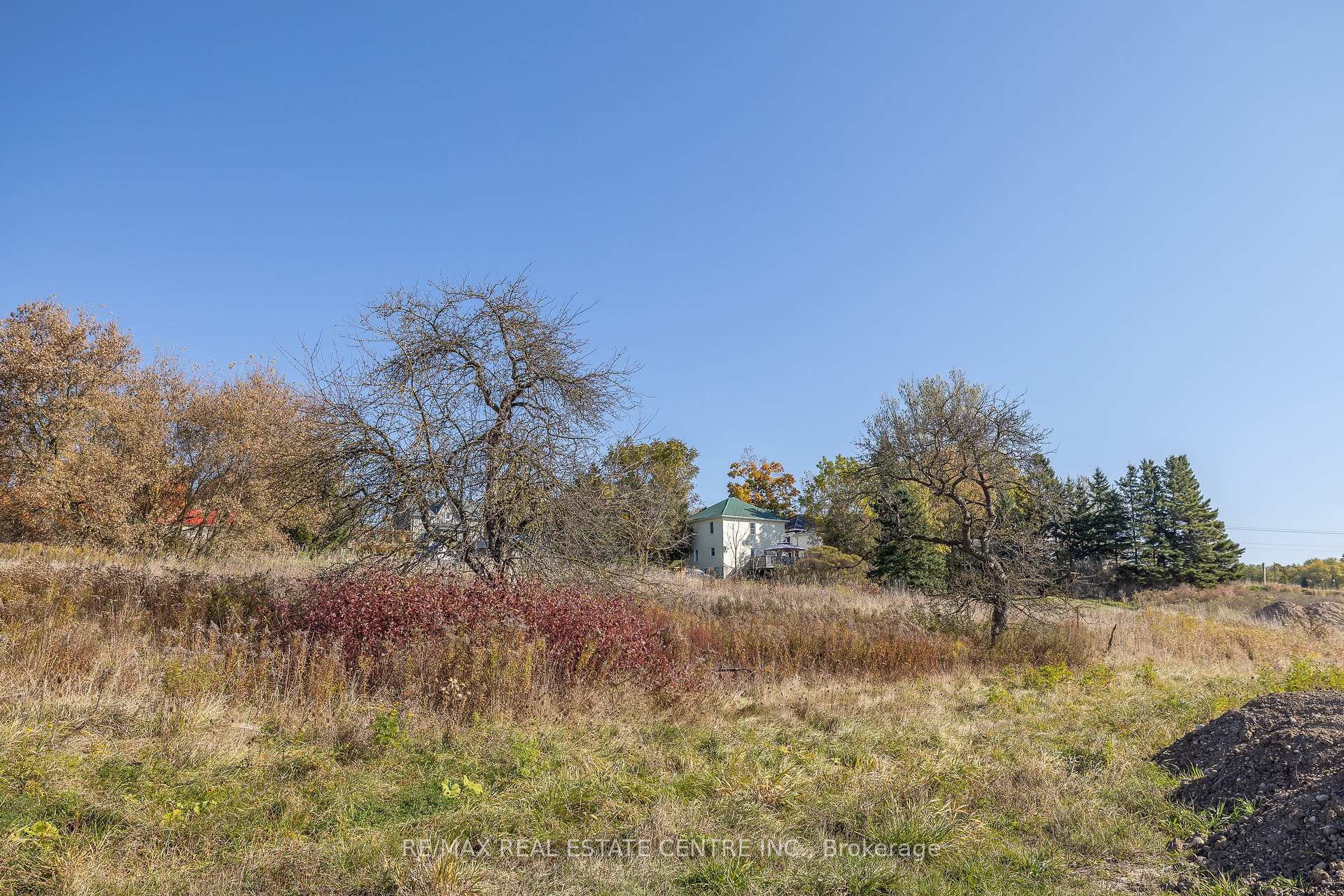Photo 21 of James Street S, Mapleton, Rural Mapleton — HOMEH