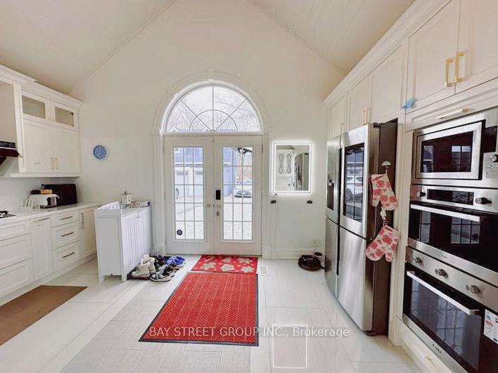 Photo 4 of 109 Main Unionville Street, Markham, Unionville — HOMEH