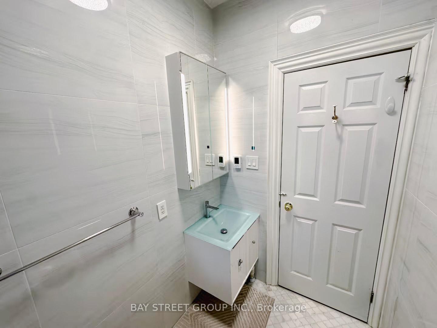 Photo 38 of 109 Main Unionville Street, Markham, Unionville — HOMEH
