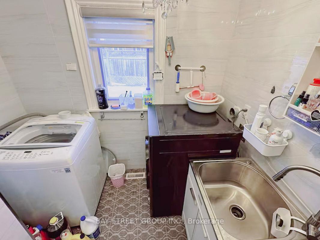 Photo 41 of 109 Main Unionville Street, Markham, Unionville — HOMEH