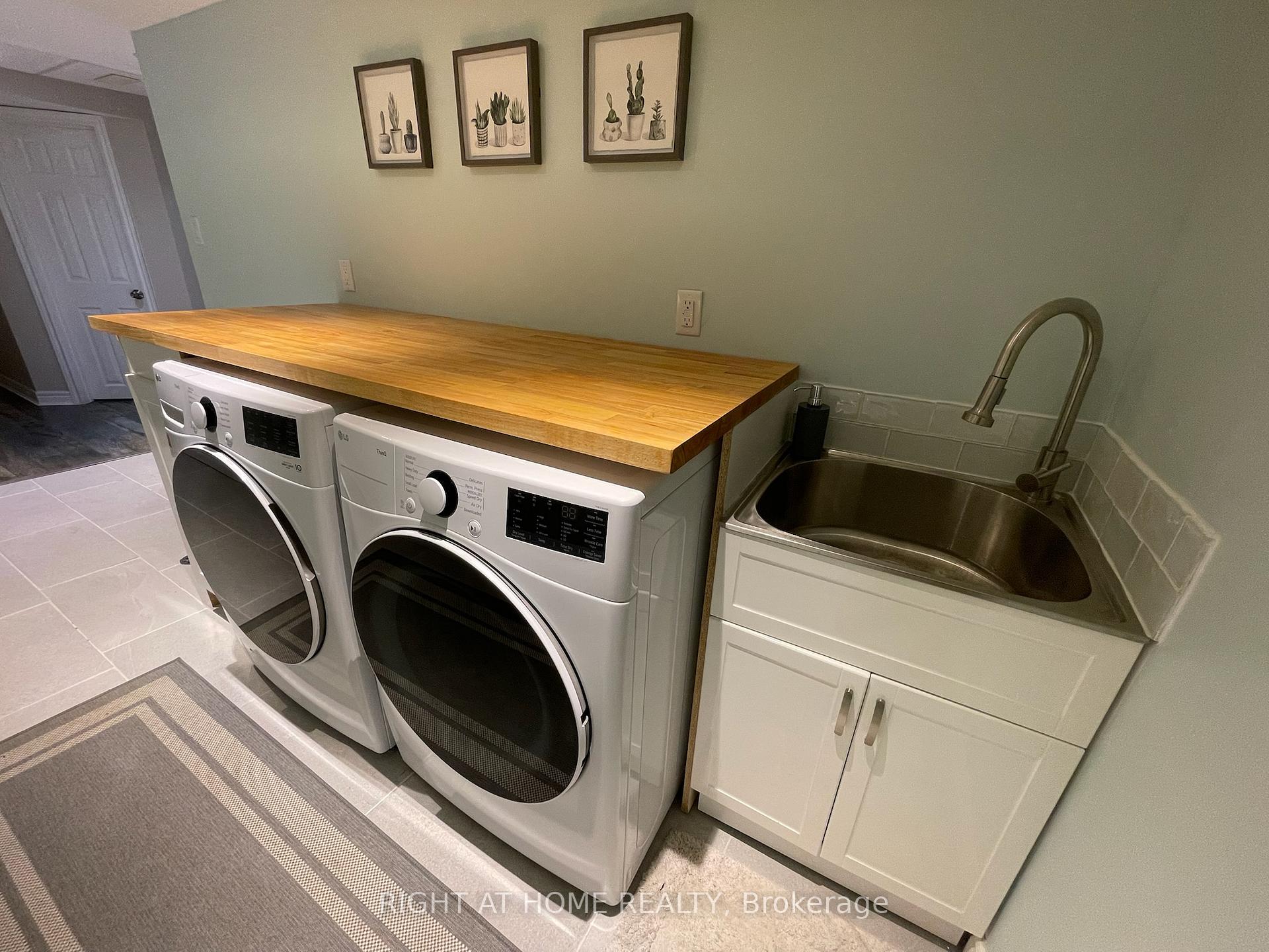 Photo 25 of 222 Featherstone Crescent, Kitchener, Huron Park — HOMEH
