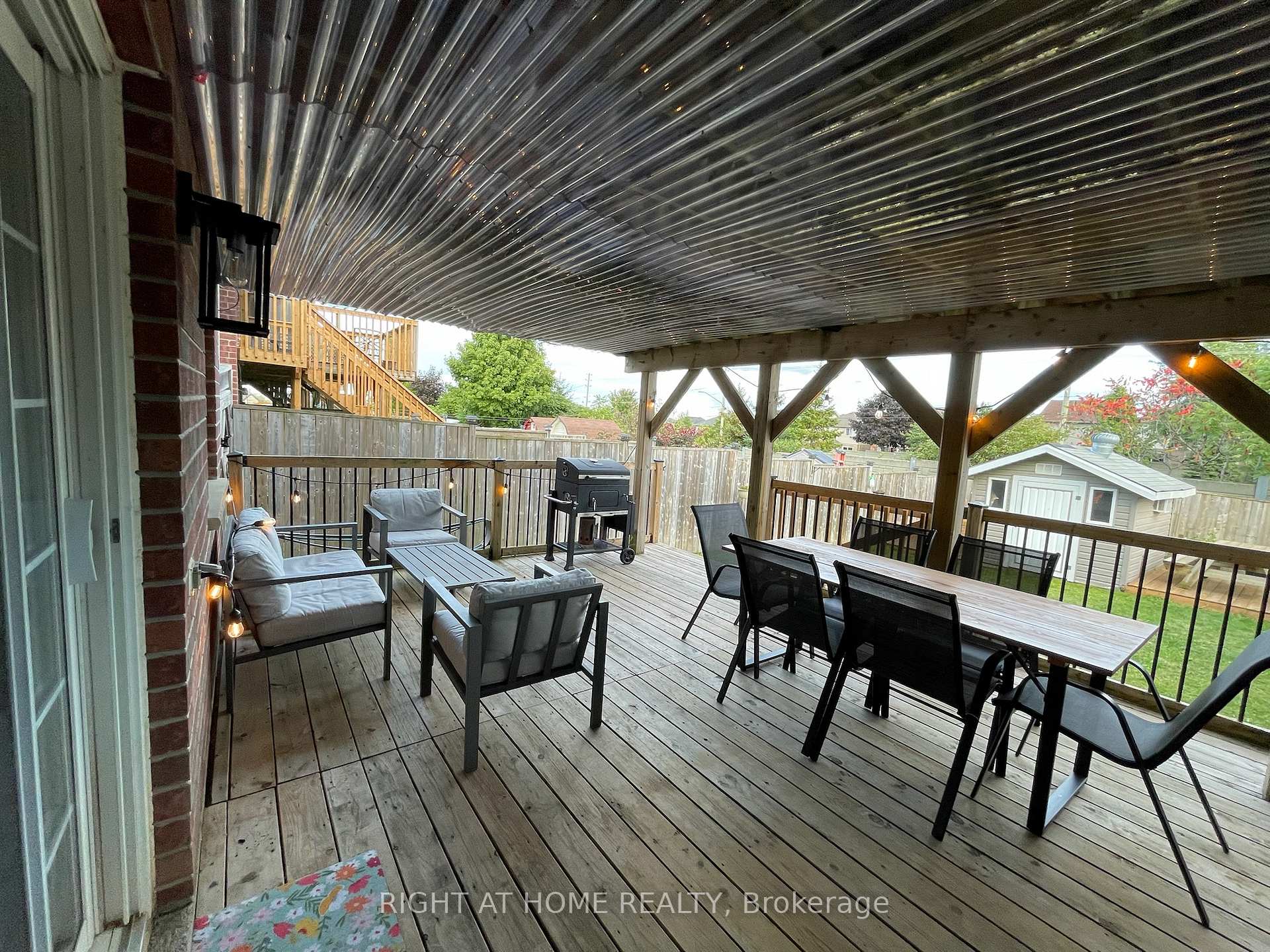 Photo 27 of 222 Featherstone Crescent, Kitchener, Huron Park — HOMEH