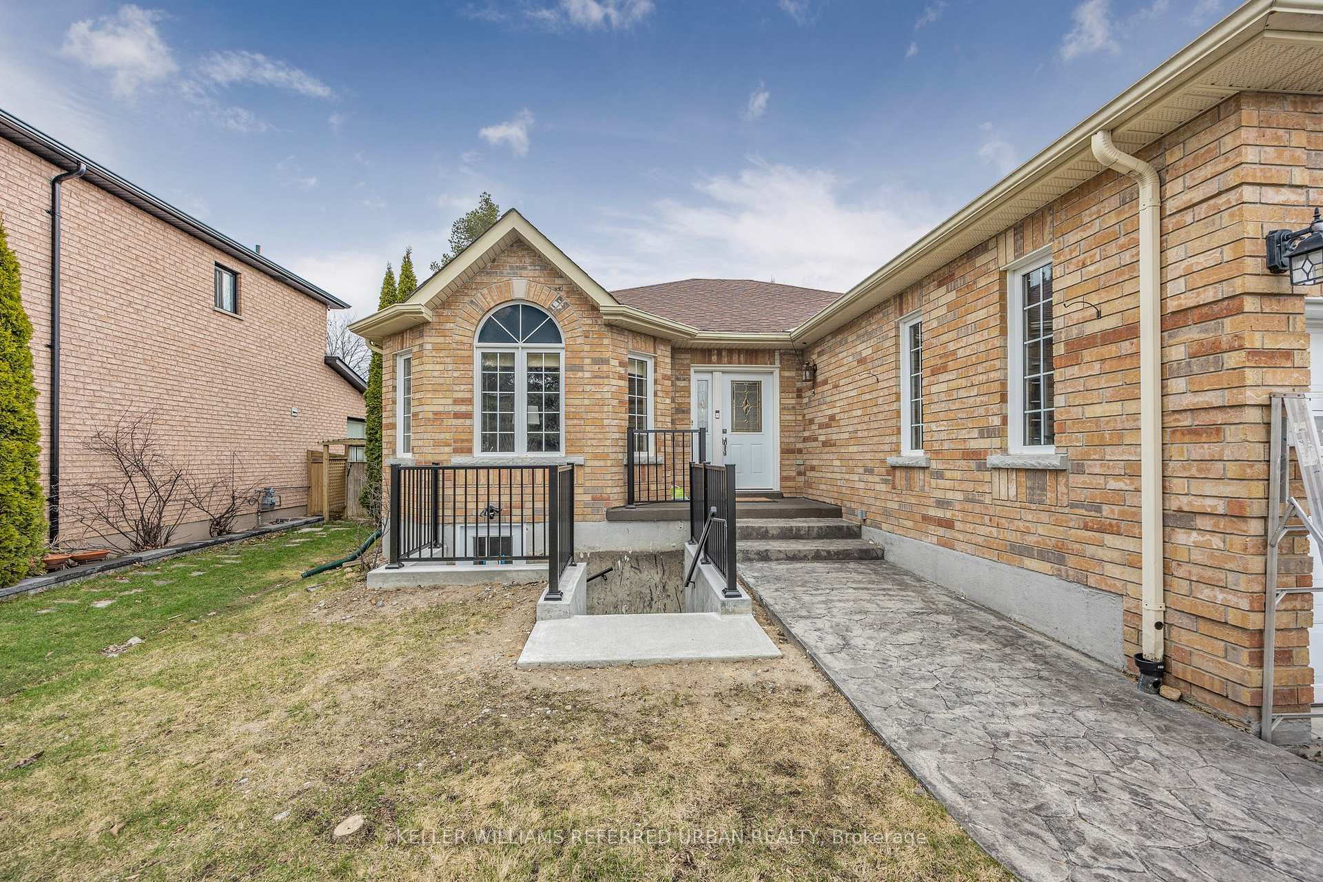 Photo 1 of Unit BASEMENT, 2319 Jack Crescent, Innisfil, Alcona — HOMEH