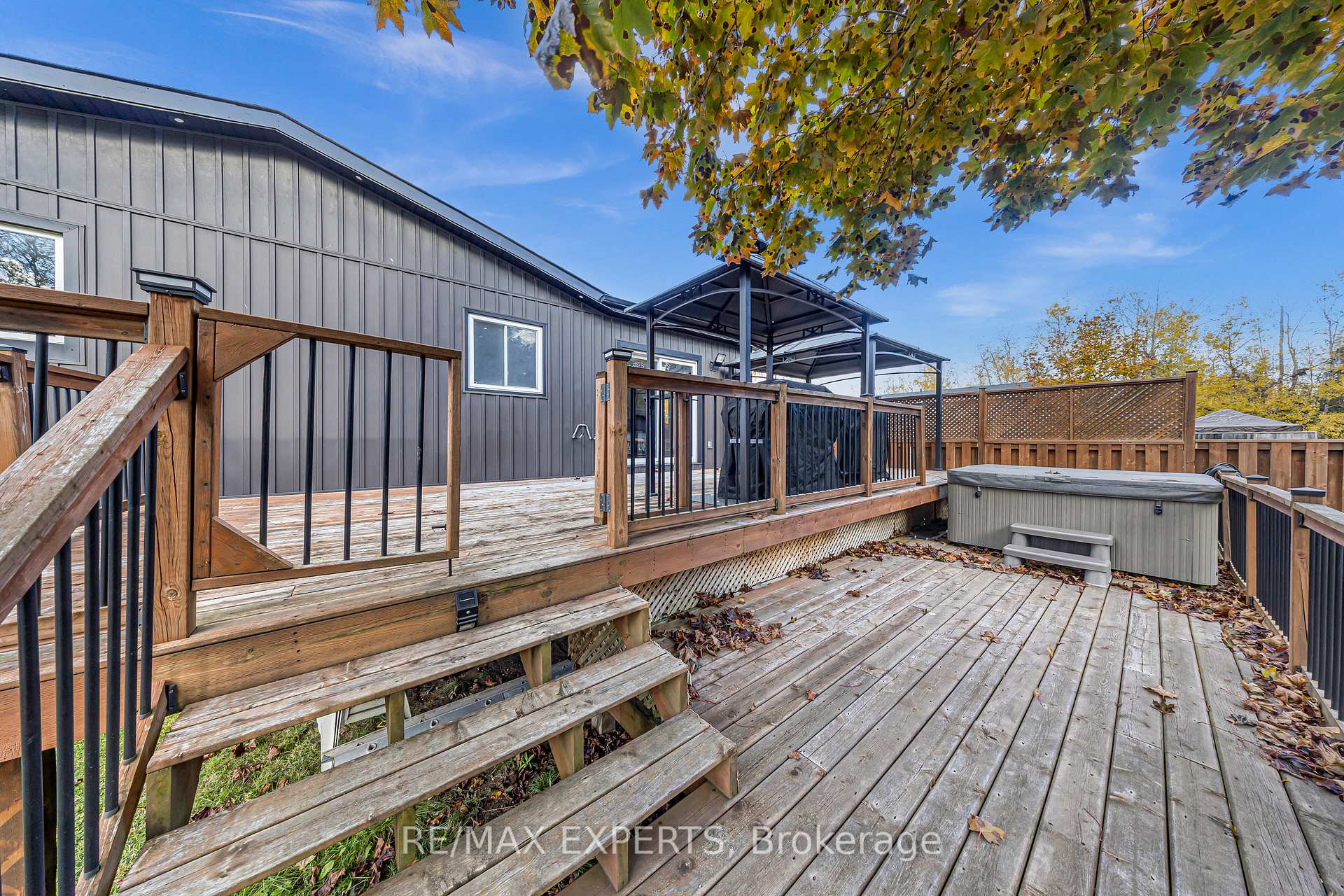 Photo 28 of 945 Nantyr Drive, Innisfil, Alcona — HOMEH