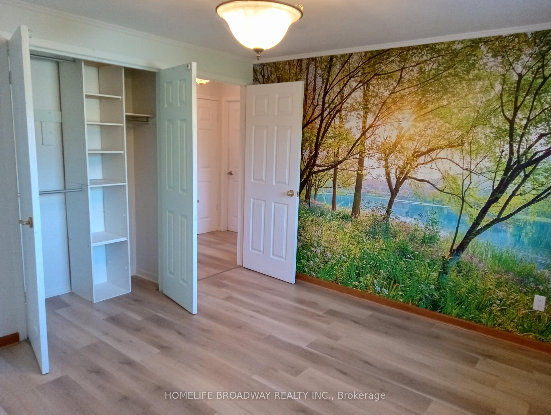 Photo 12 of 126 Hazelglen Drive, Kitchener — HOMEH