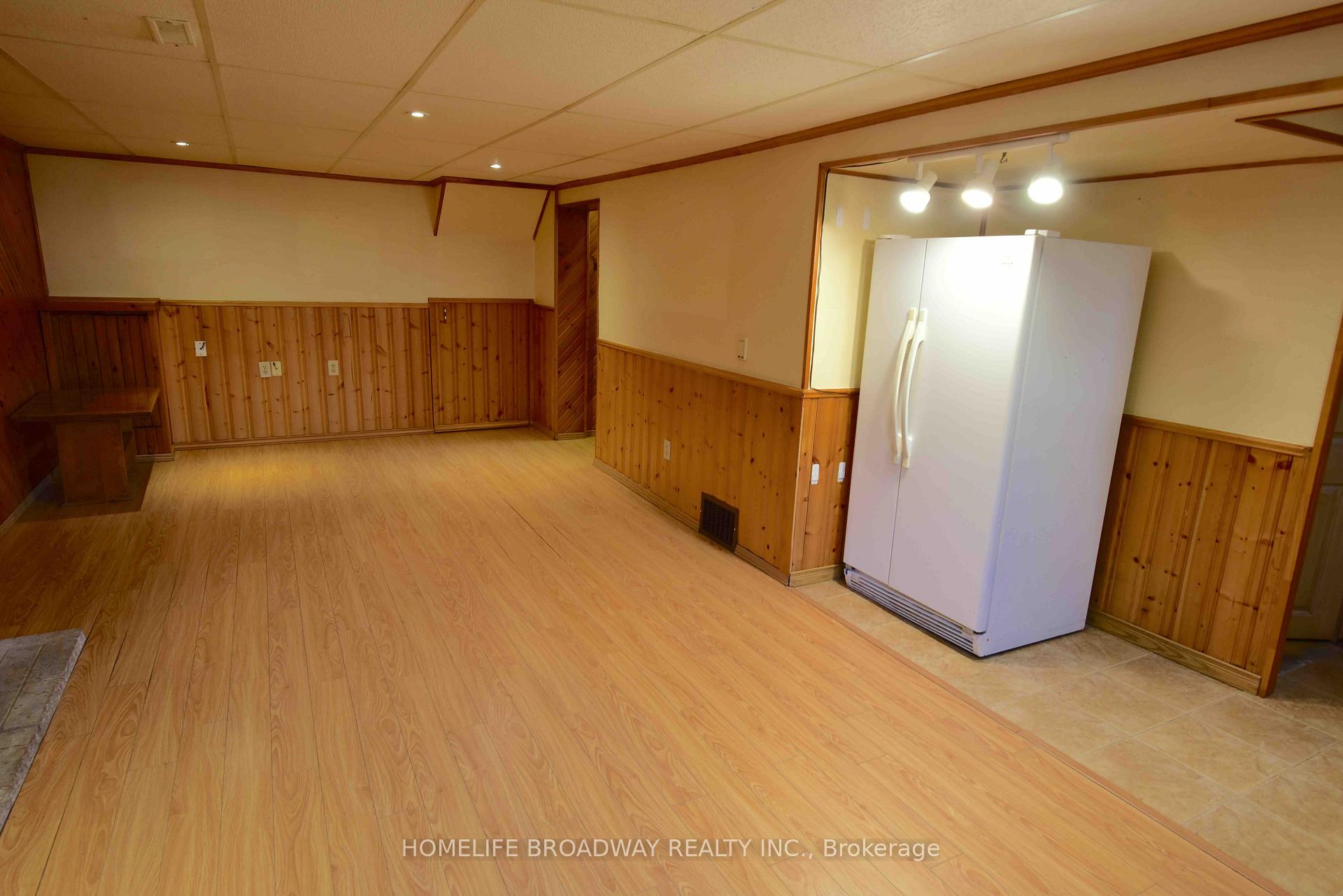 Photo 20 of 126 Hazelglen Drive, Kitchener — HOMEH