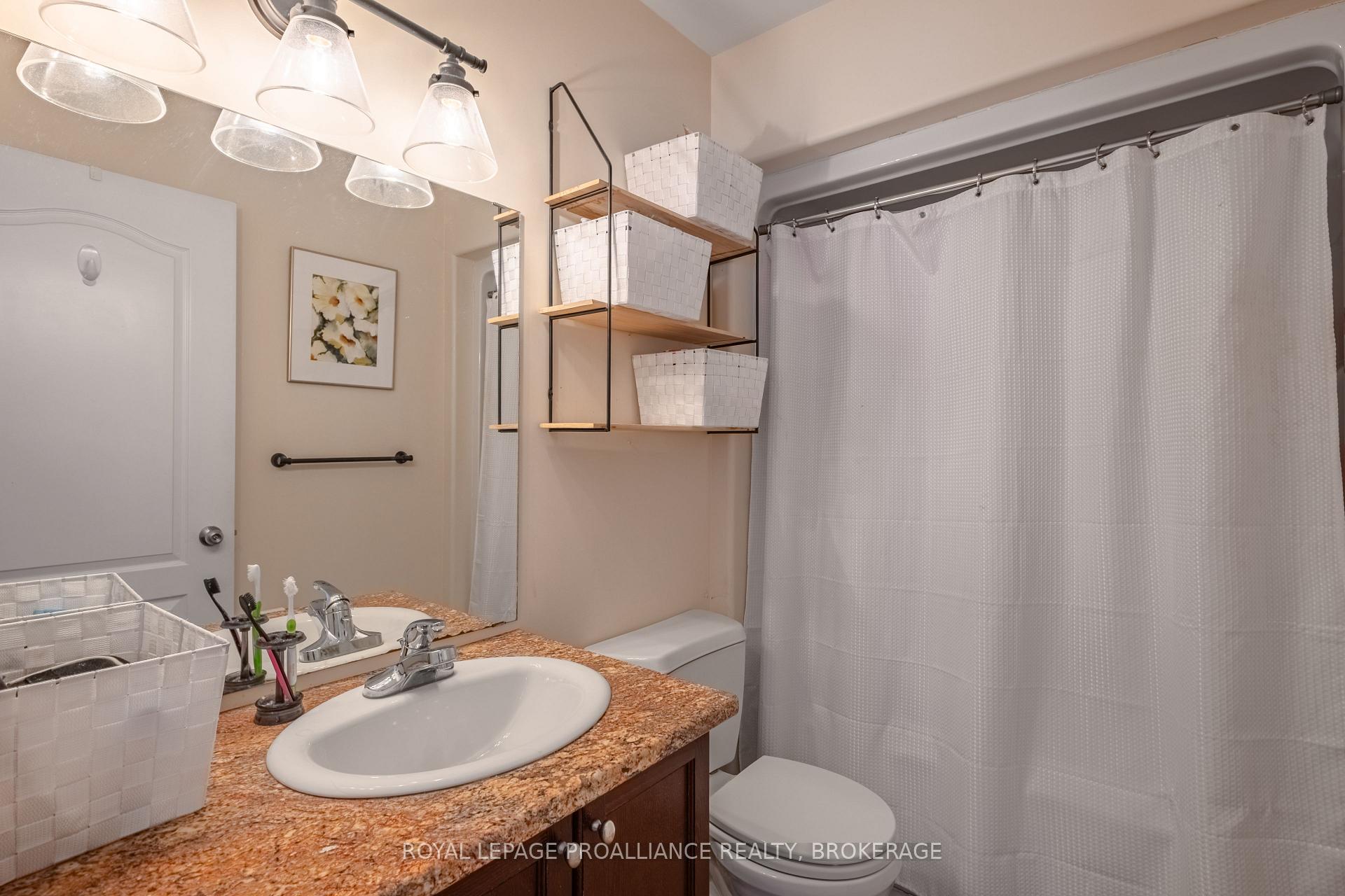 Photo 12 of 142 Islandview Drive, Loyalist, Amherstview — HOMEH