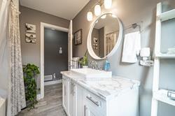 Photo 14 of 82 Lynbrook Drive, Hamilton, Rolston — HOMEH