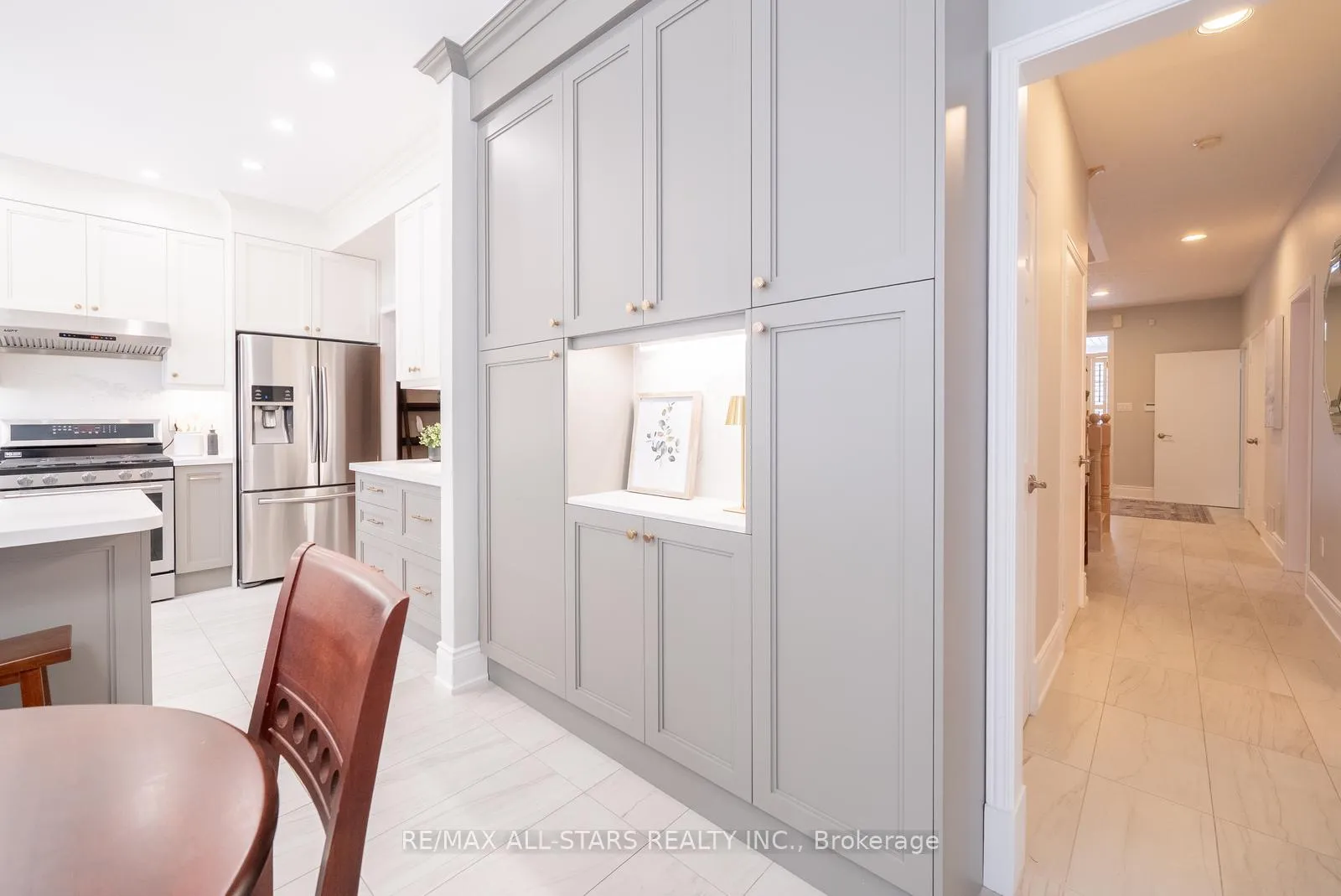 Photo 20 of 176 Manhattan Drive, Markham, Markville — HOMEH