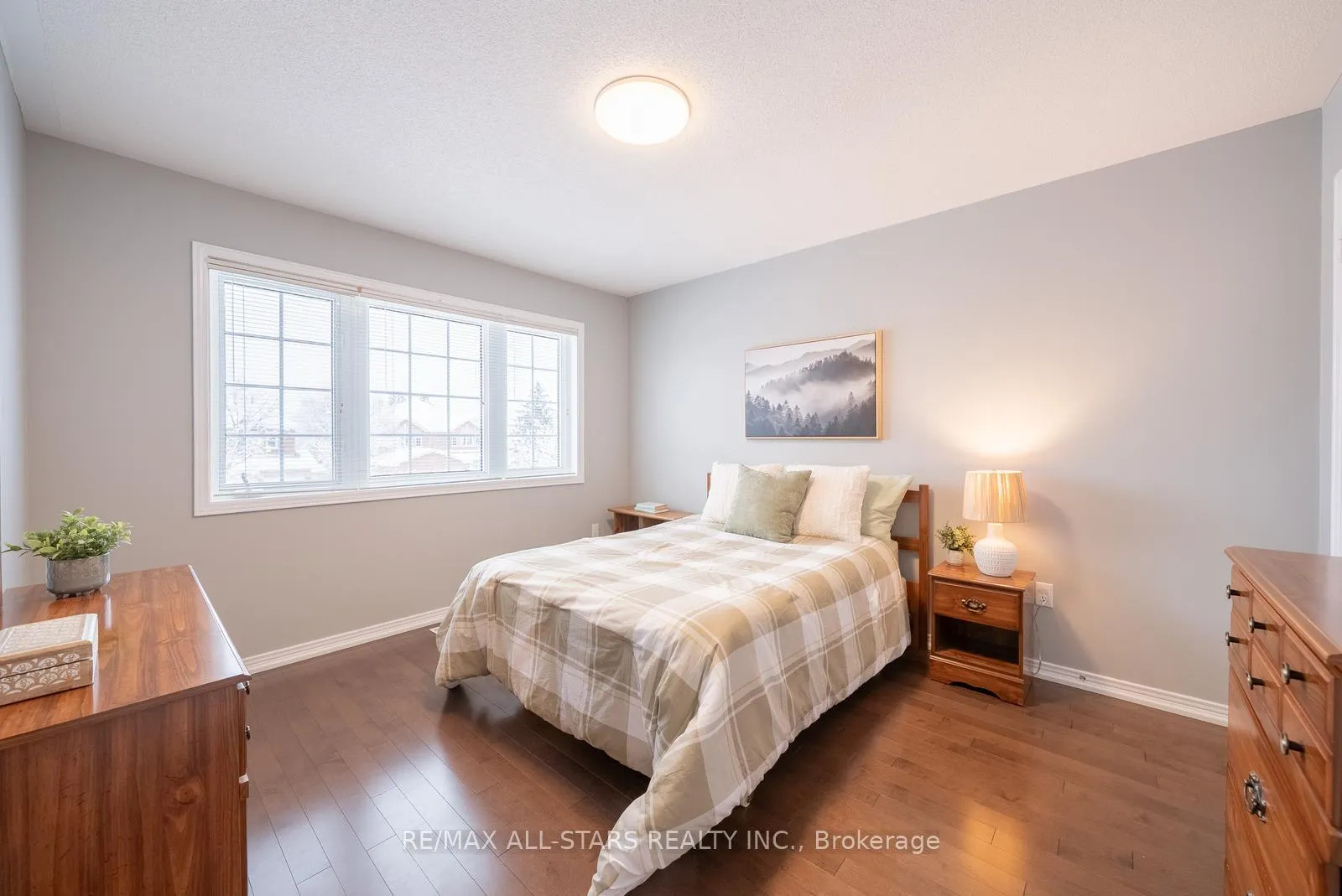 Photo 29 of 176 Manhattan Drive, Markham, Markville — HOMEH