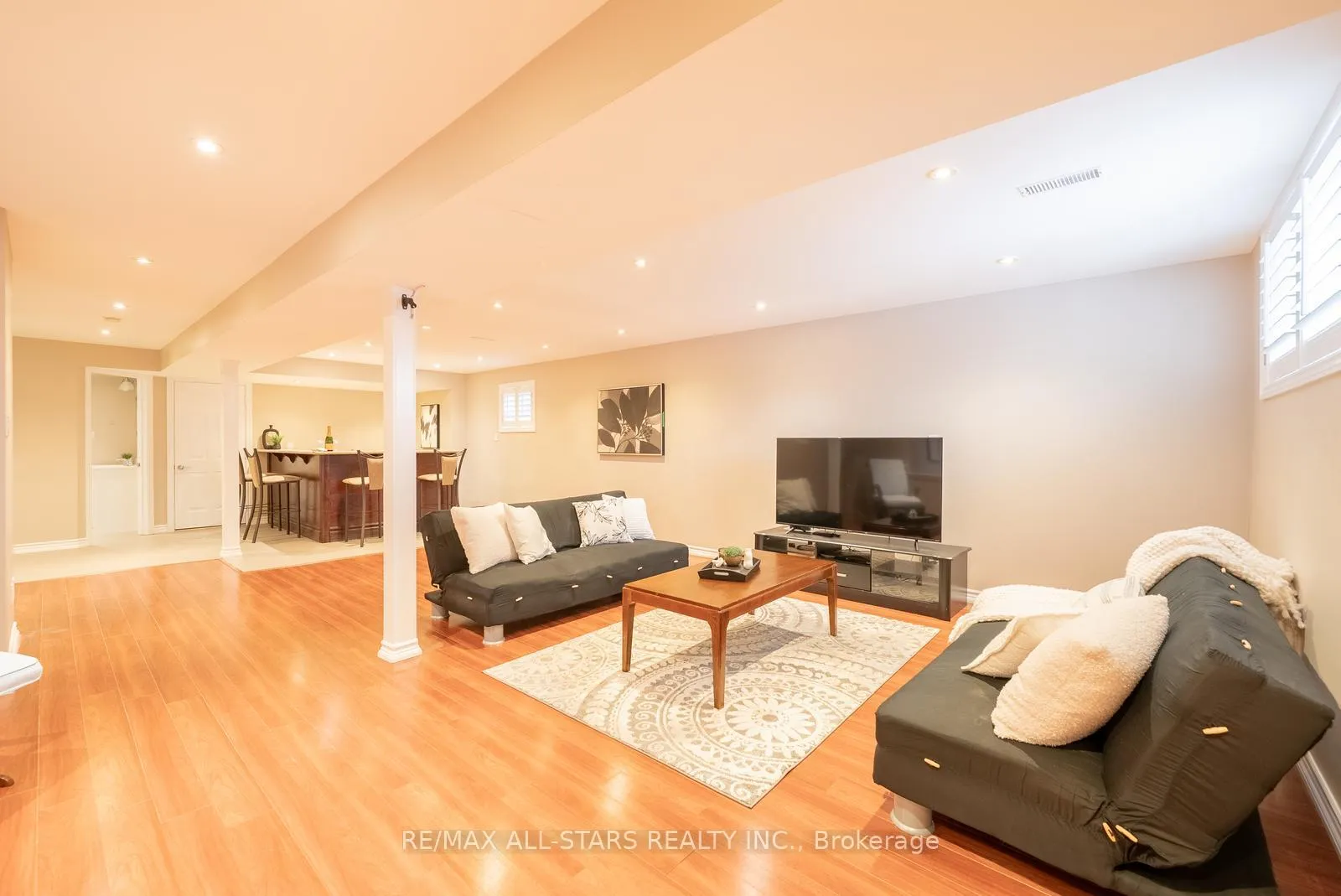 Photo 43 of 176 Manhattan Drive, Markham, Markville — HOMEH