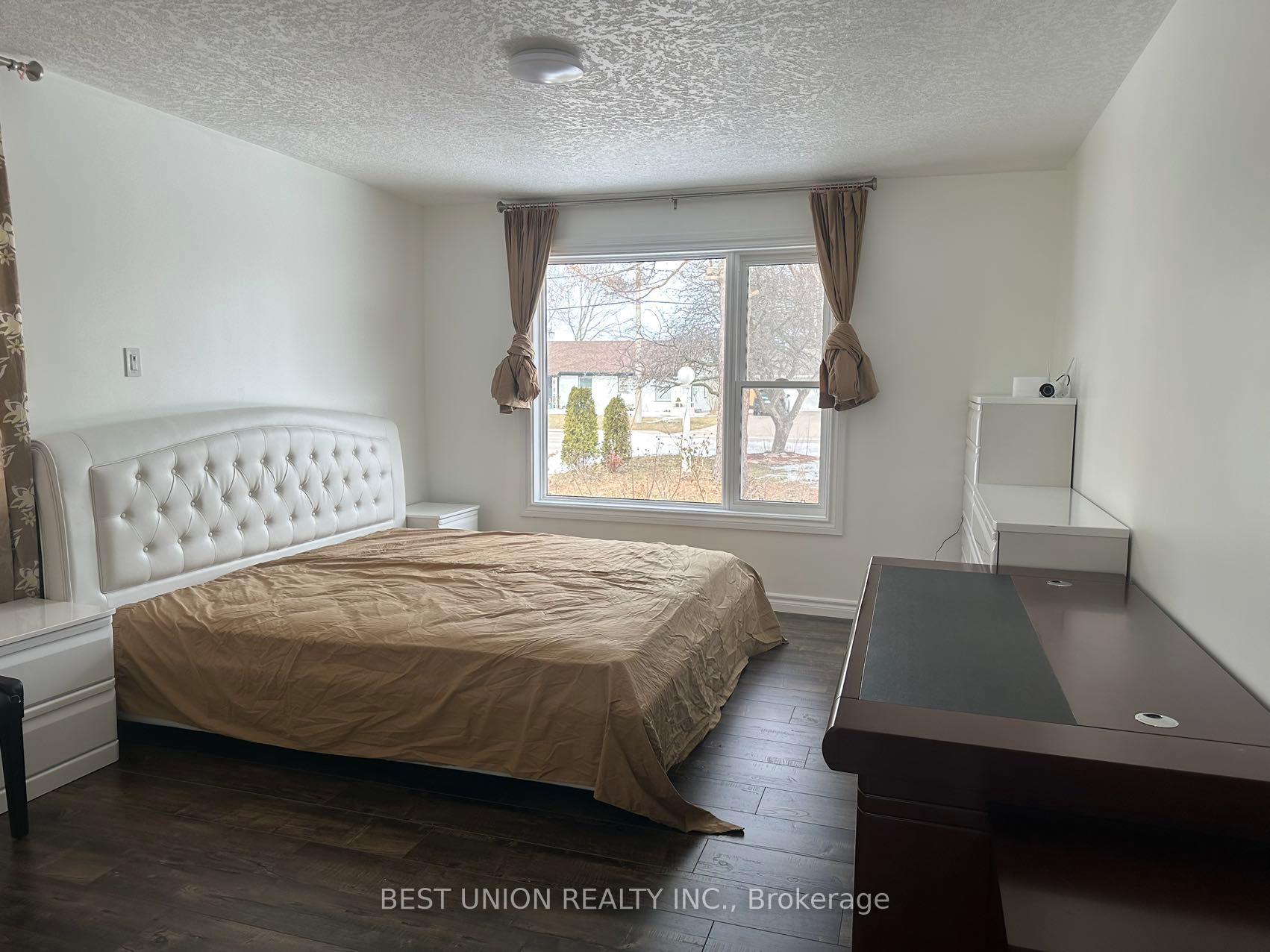 Photo 17 of 549 Glasgow Street, Kitchener, Westmount - Kitchener — HOMEH