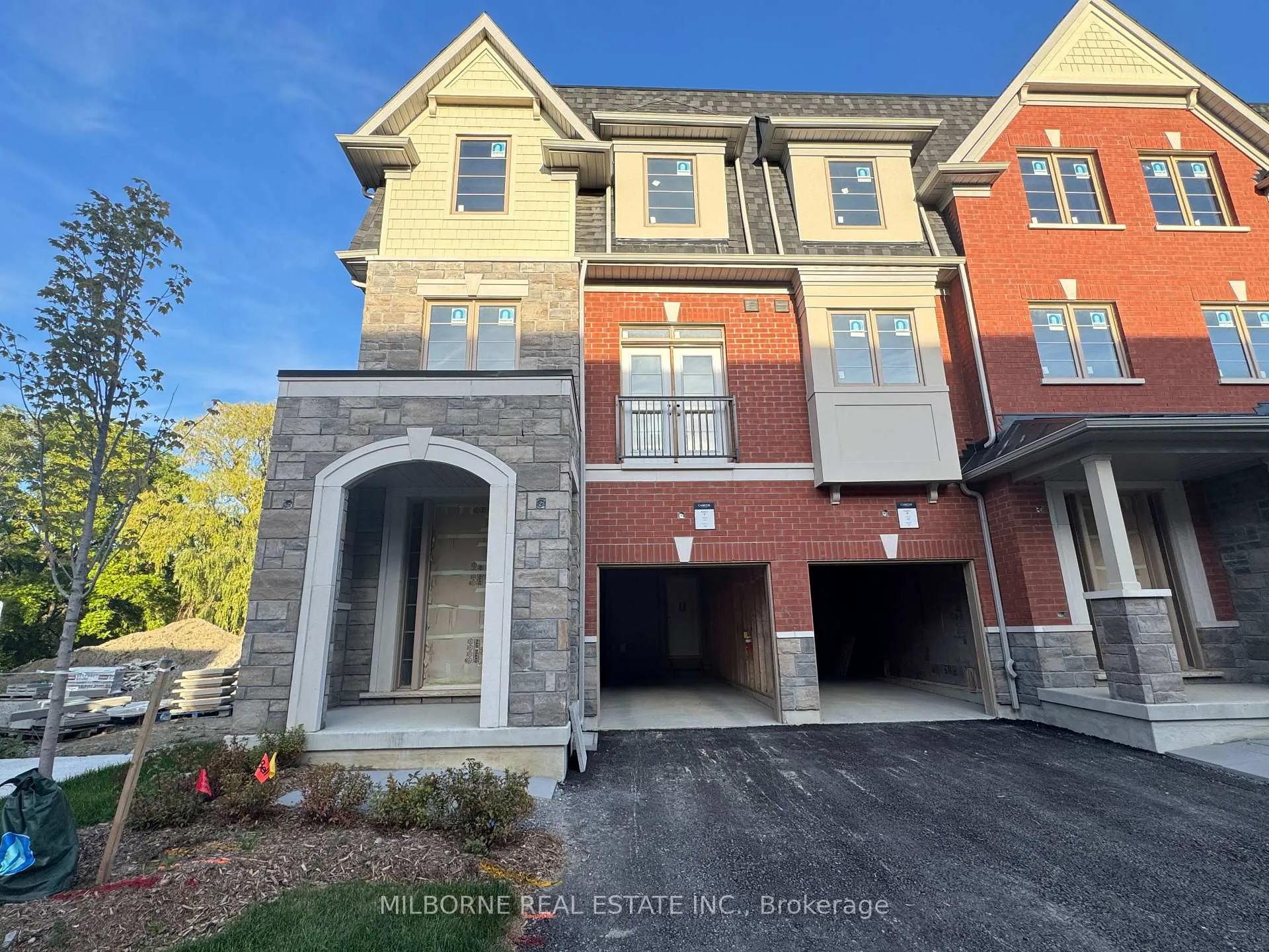 Photo 1 of 59 Fred Beaton Place, King, King City — HOMEH