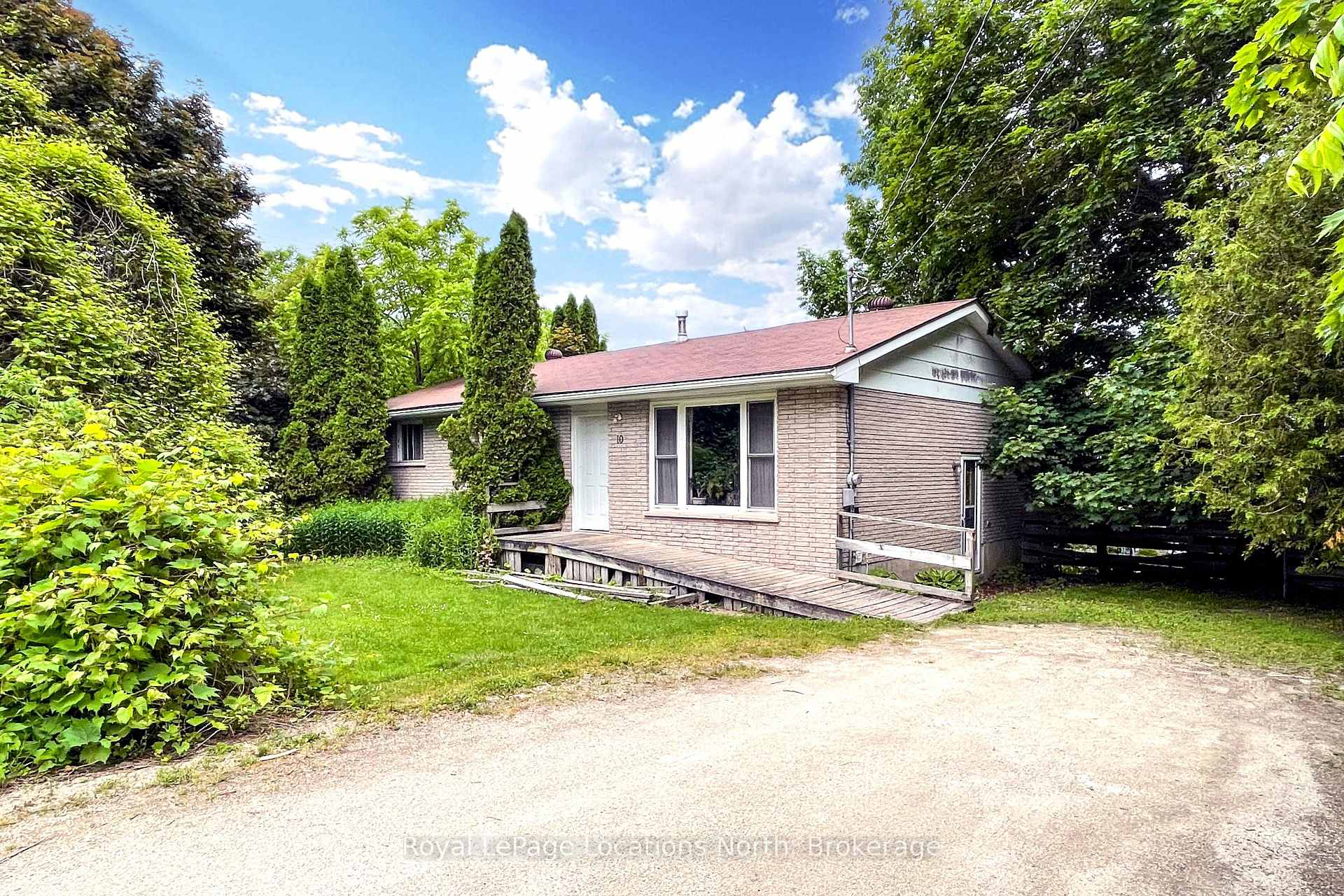 Photo 1 of 10 Marshall Street E, Meaford — HOMEH