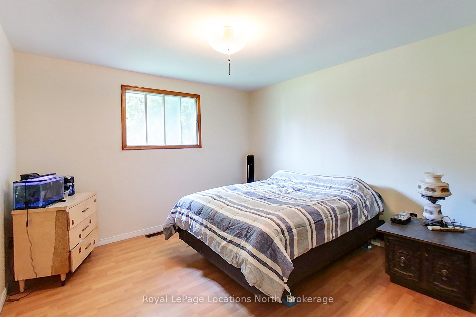 Photo 14 of 10 Marshall Street E, Meaford — HOMEH