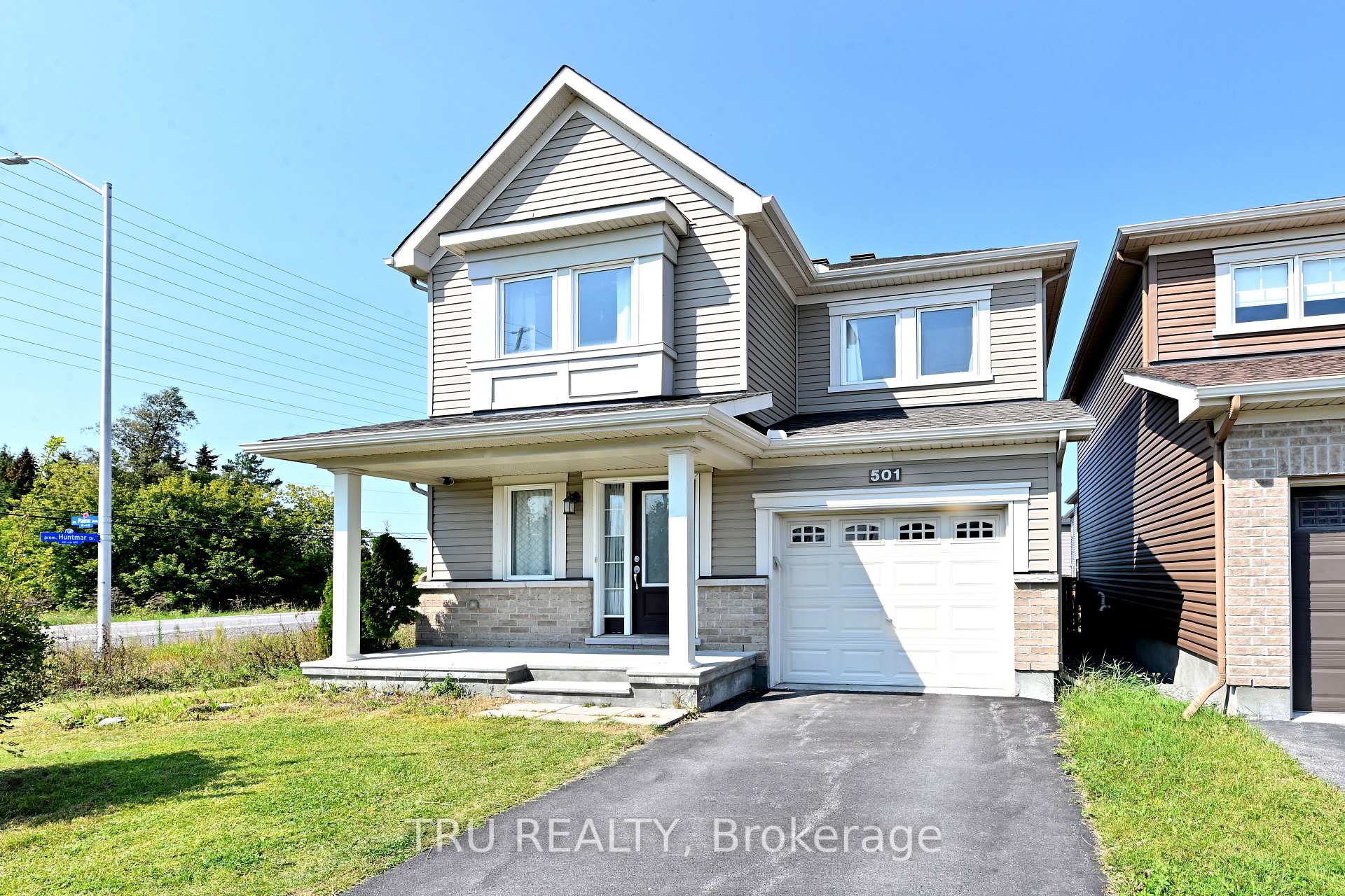Photo 2 of 501 Paine Avenue, Ottawa, Kanata - Kanata Lakes/Heritage Hills — HOMEH