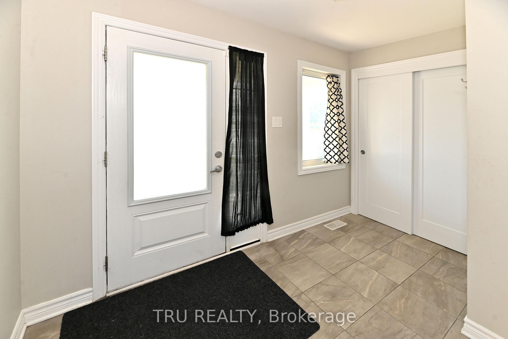 Photo 5 of 501 Paine Avenue, Ottawa, Kanata - Kanata Lakes/Heritage Hills — HOMEH