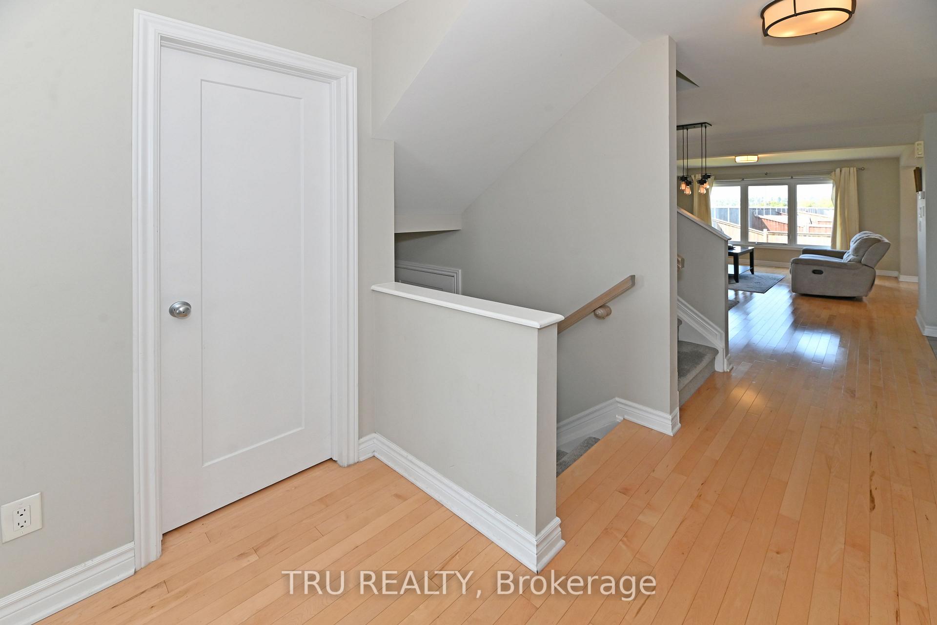 Photo 6 of 501 Paine Avenue, Ottawa, Kanata - Kanata Lakes/Heritage Hills — HOMEH